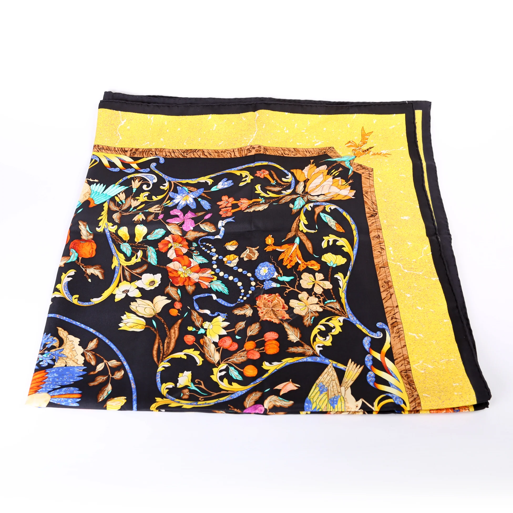 Pierres D"Orient Et D'Occident 90CM Silk Scarf - Image 3