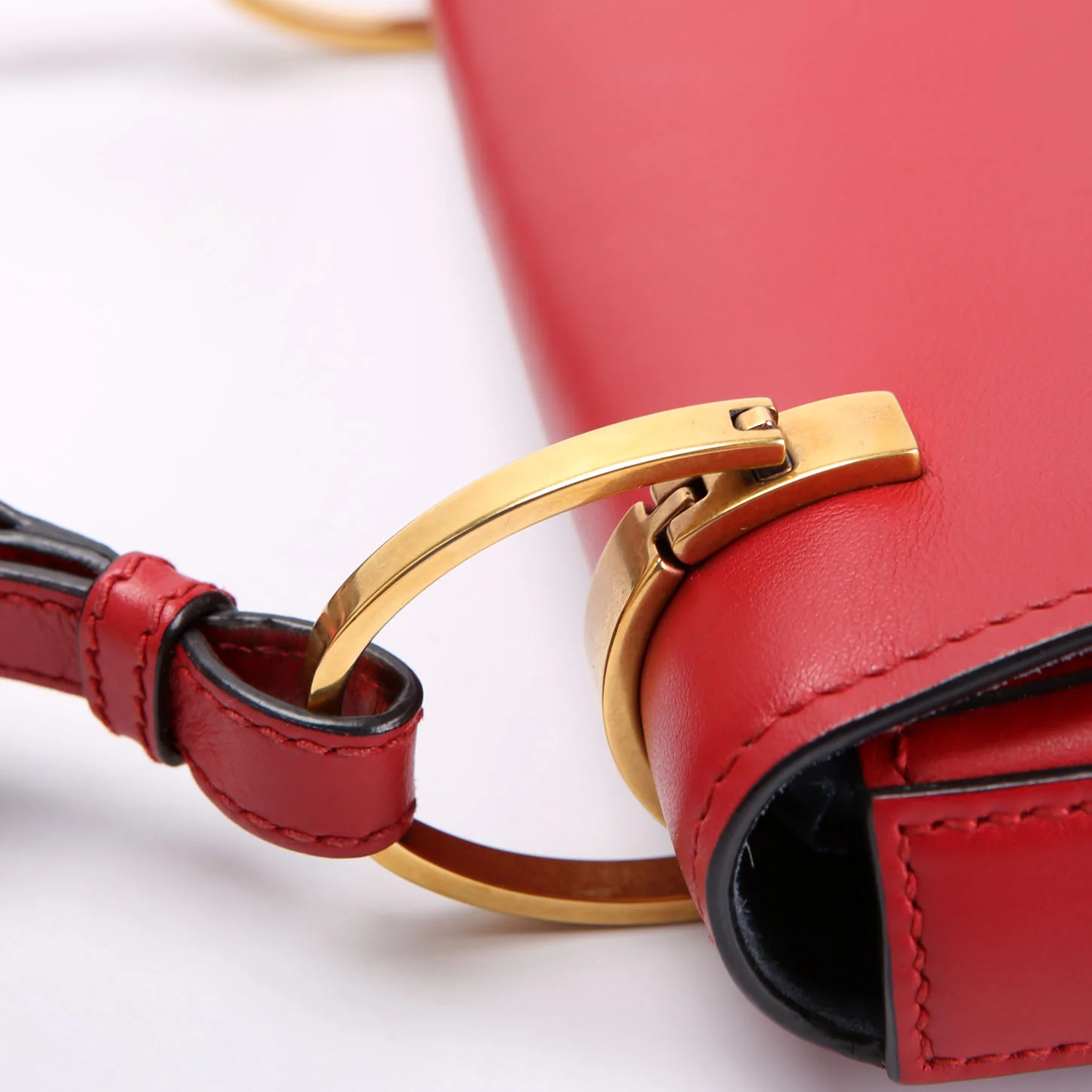 Pionnere Shoulder Bag Red - Image 10