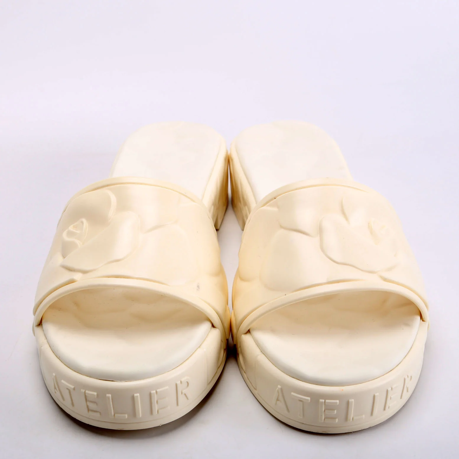 Platform Sculpted Poolside Mules Size 42 White - Image 2