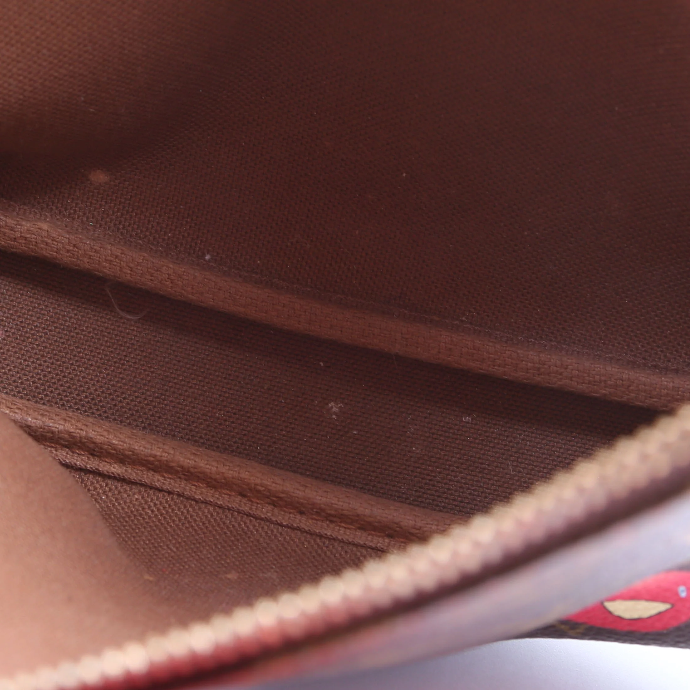 Pochette Access Cerise - Image 10