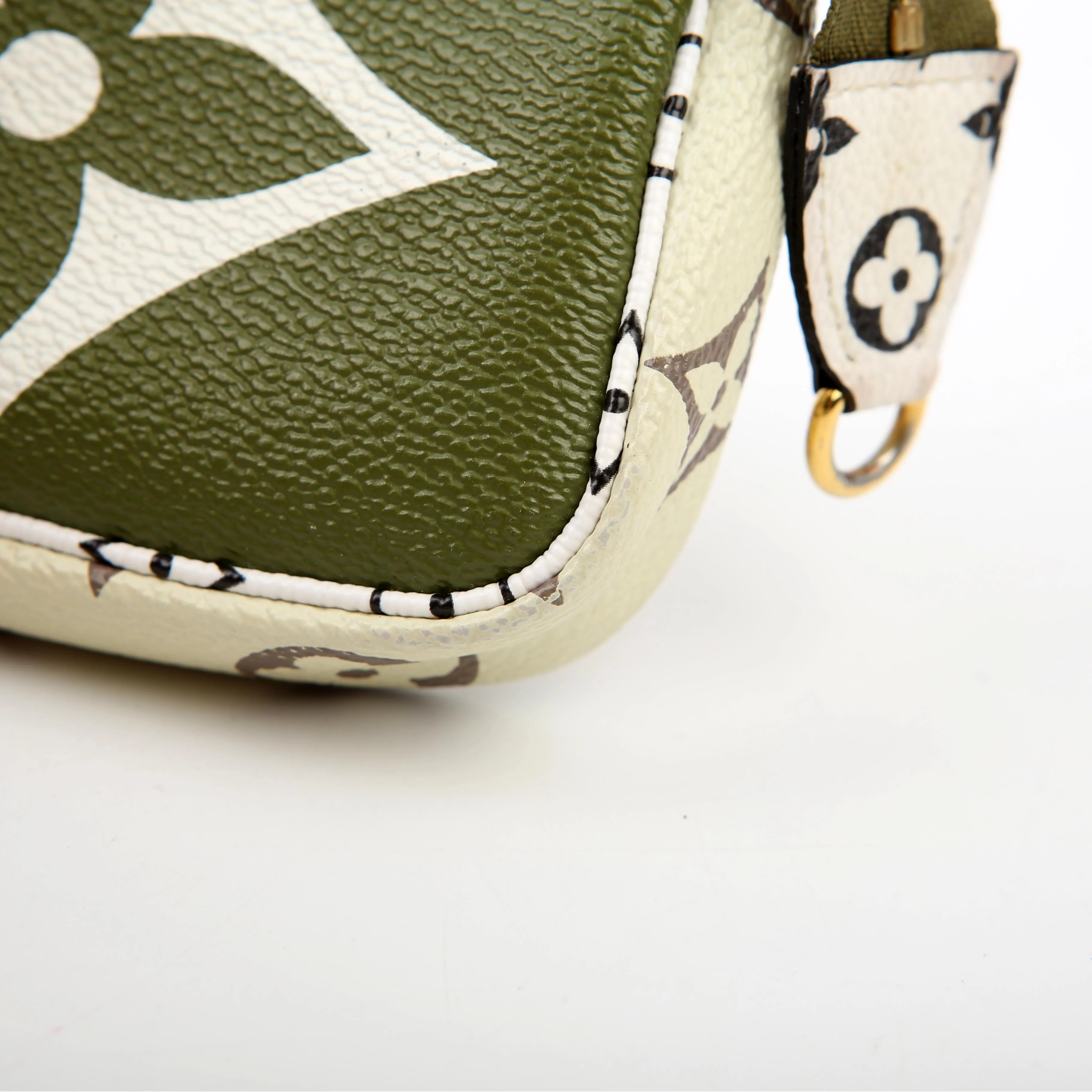 Pochette Accessories Micro Giant Monogram Green - Image 6