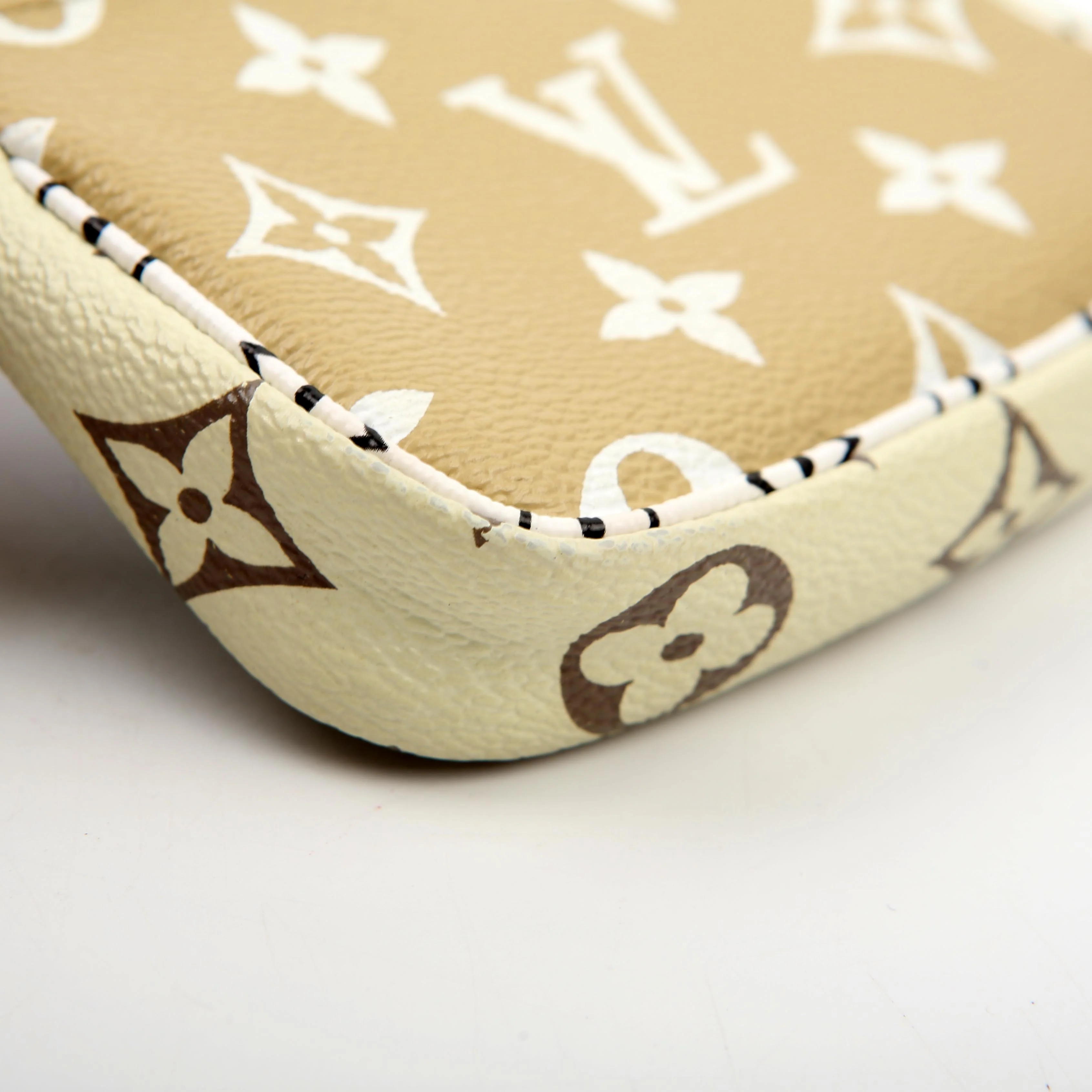 Pochette Accessories Micro Giant Monogram Green - Image 7