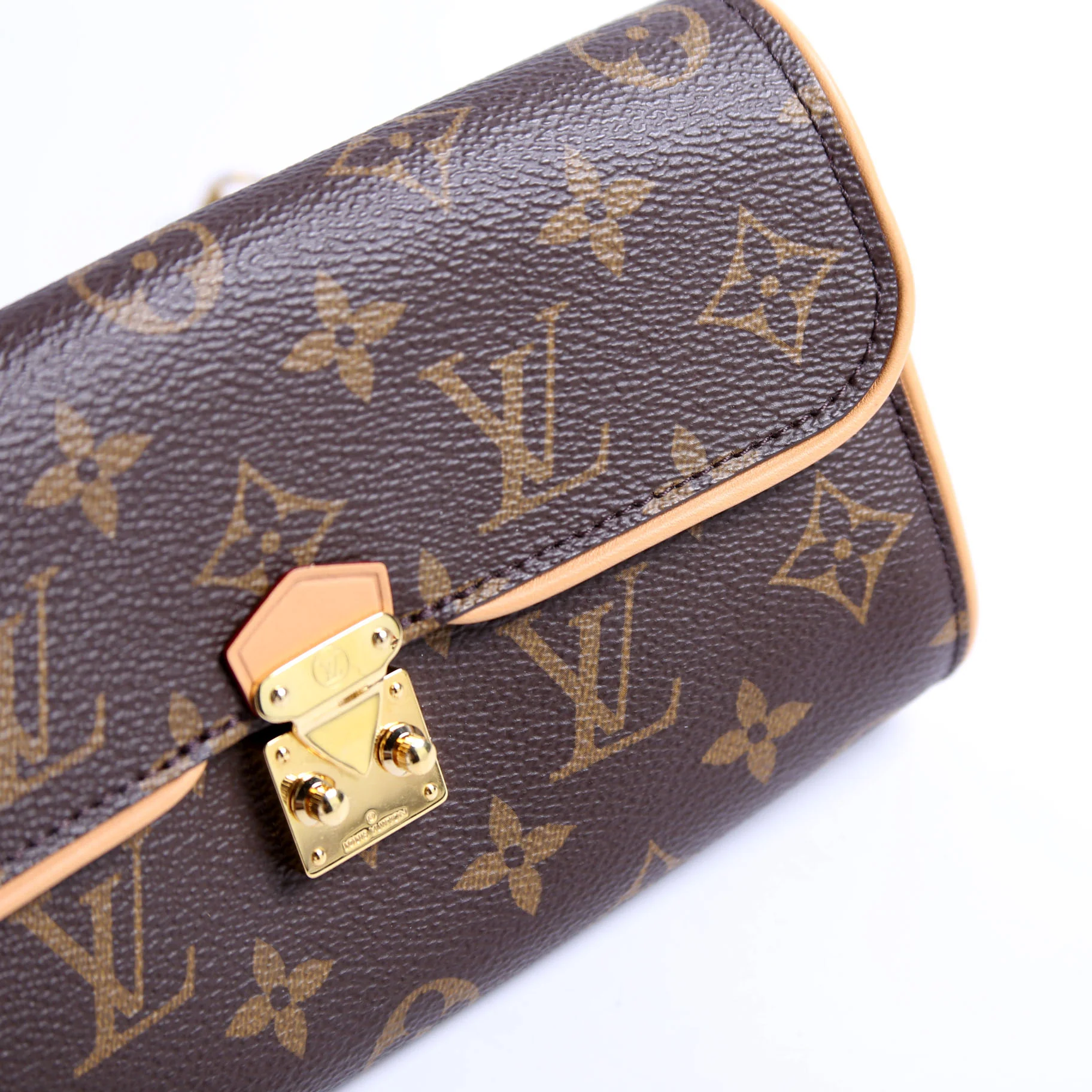 Pochette Cameille Monogram - Image 6