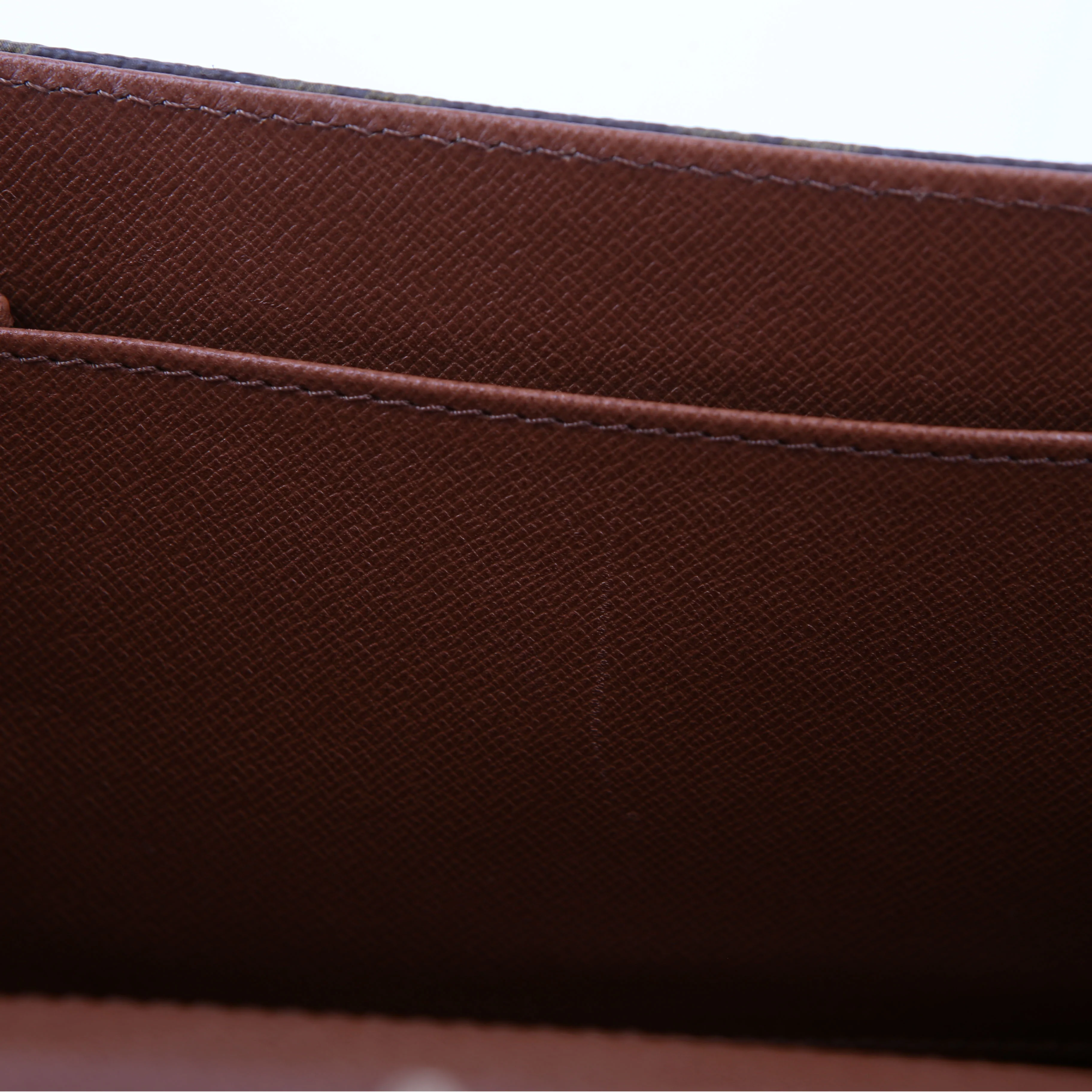 Pochette Dame GM Monogram - Image 11