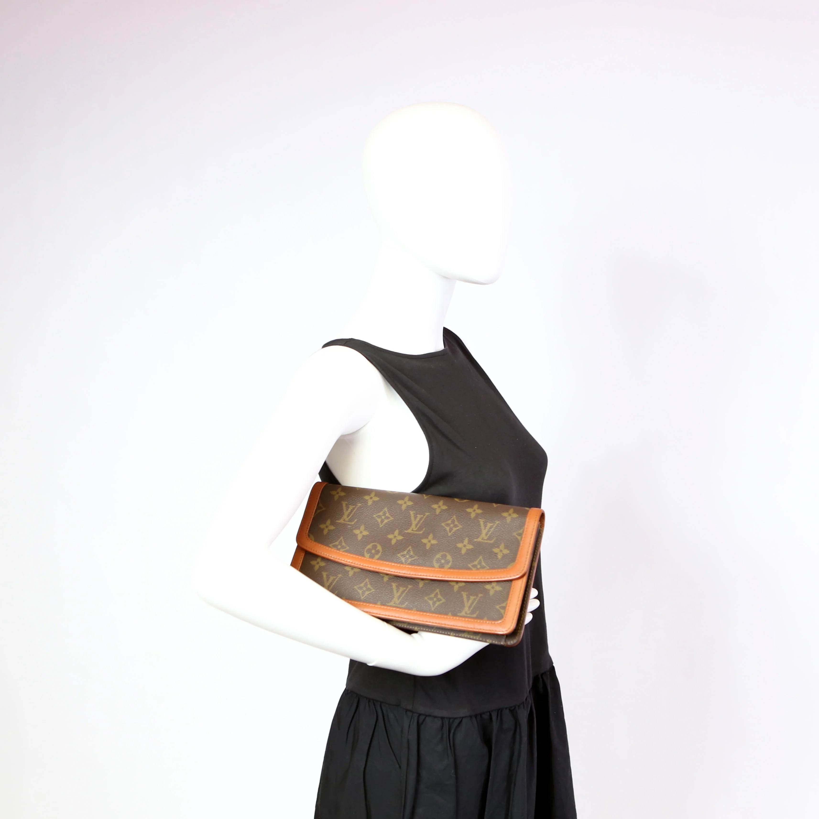 Pochette Dame GM Monogram - Image 12