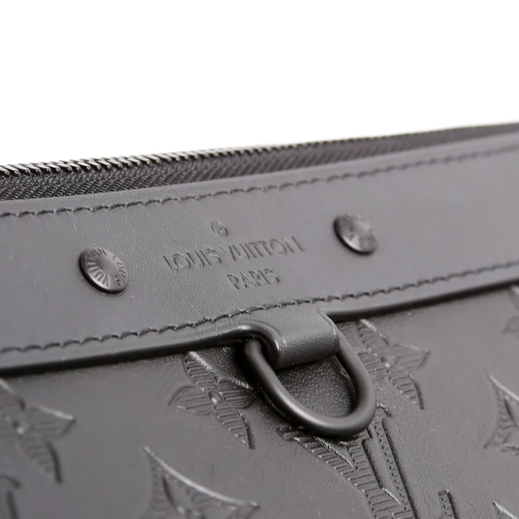 Pochette Discovery GM Shadow Monogram - Image 7