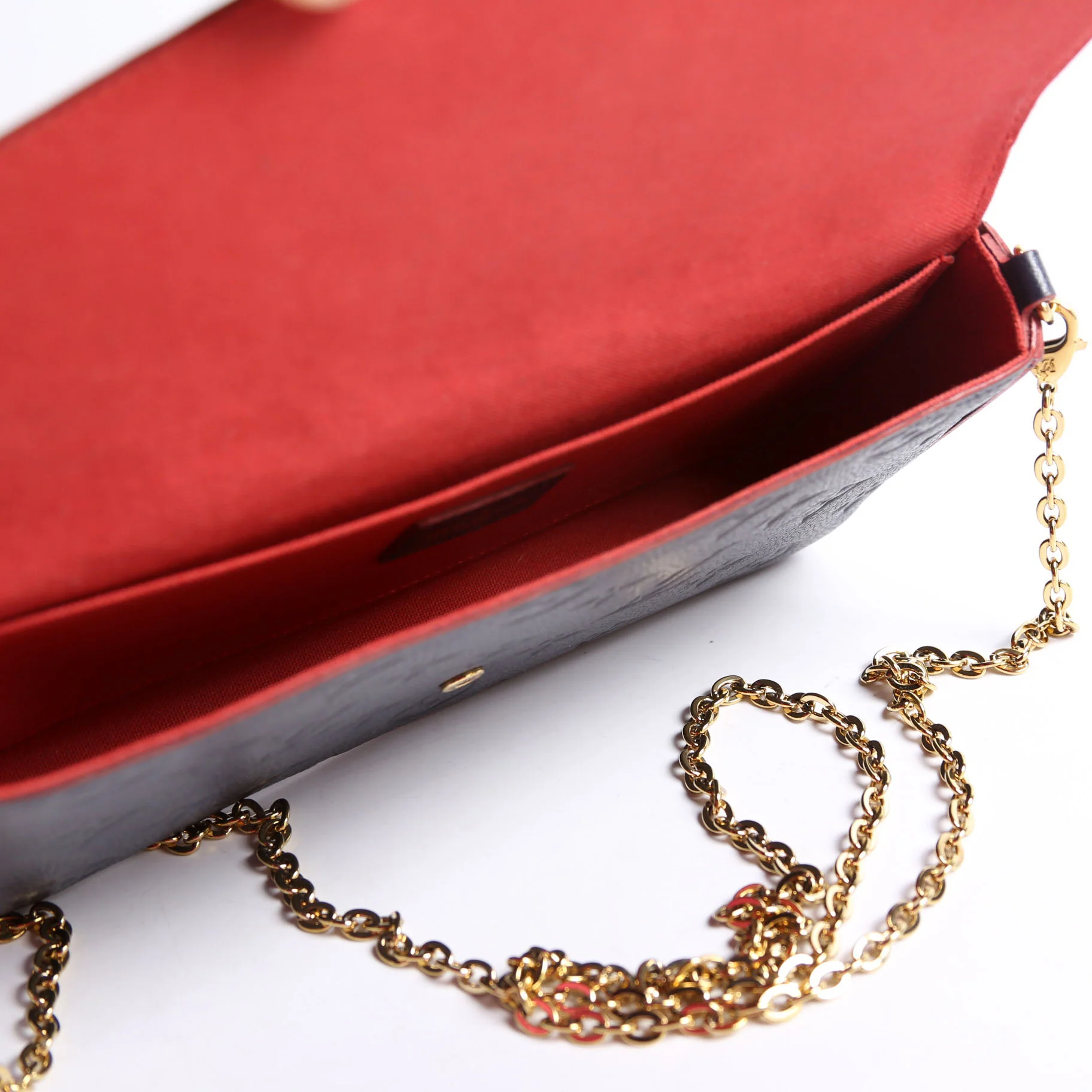 Pochette Felicie Empreinte Navy - Image 10