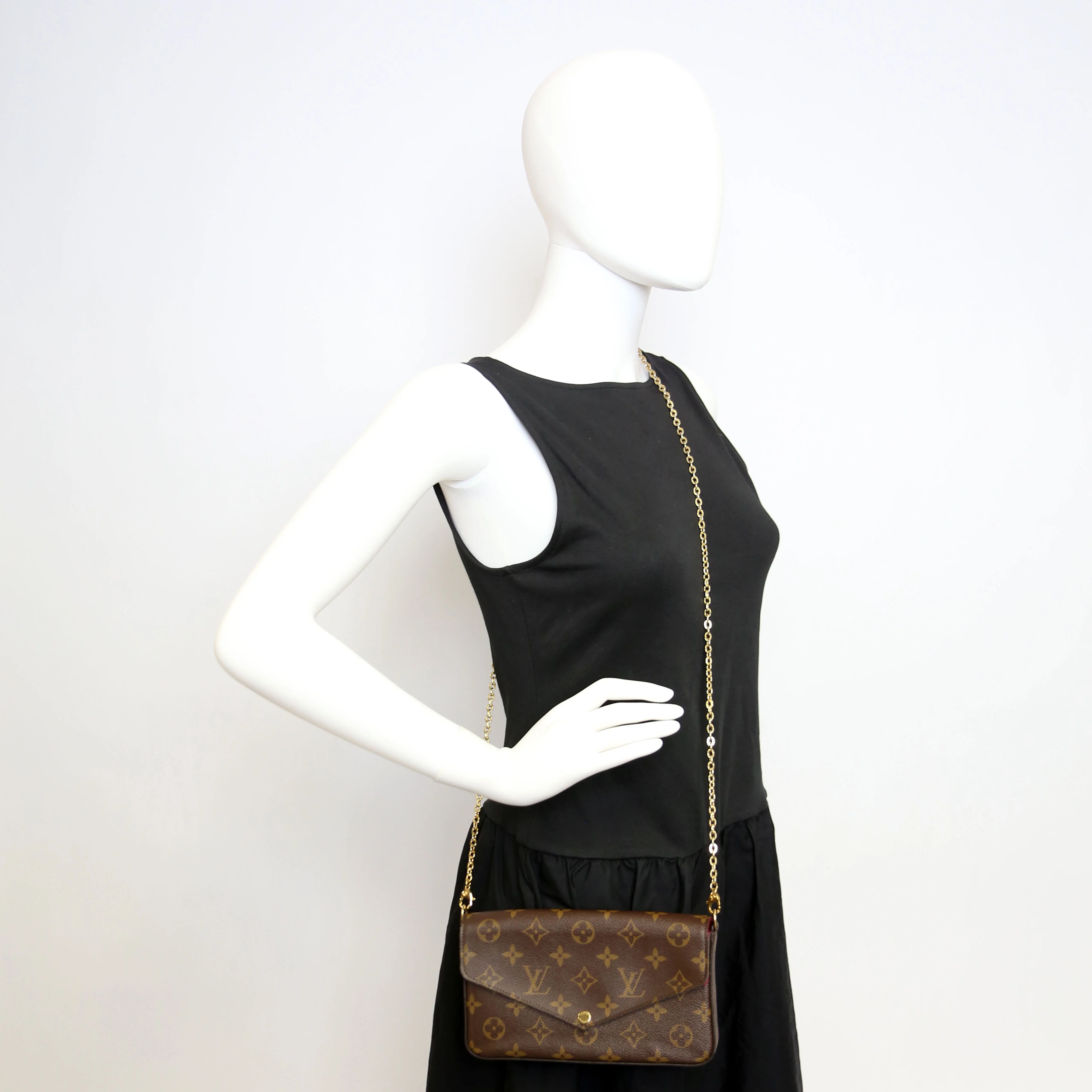Pochette Felicie Monogram - Image 17
