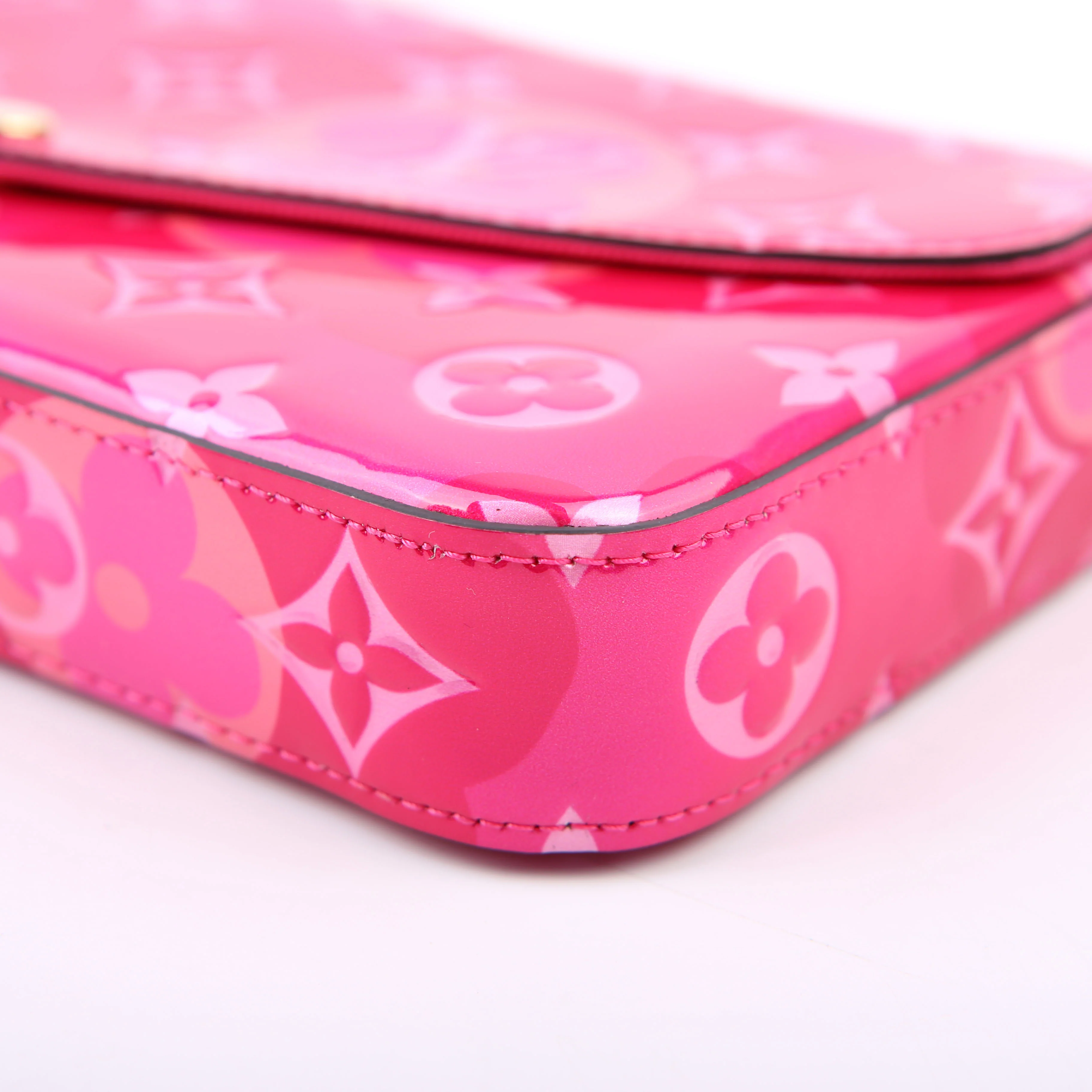 Pochette Felicie Valentine Vernis Pink - Image 6