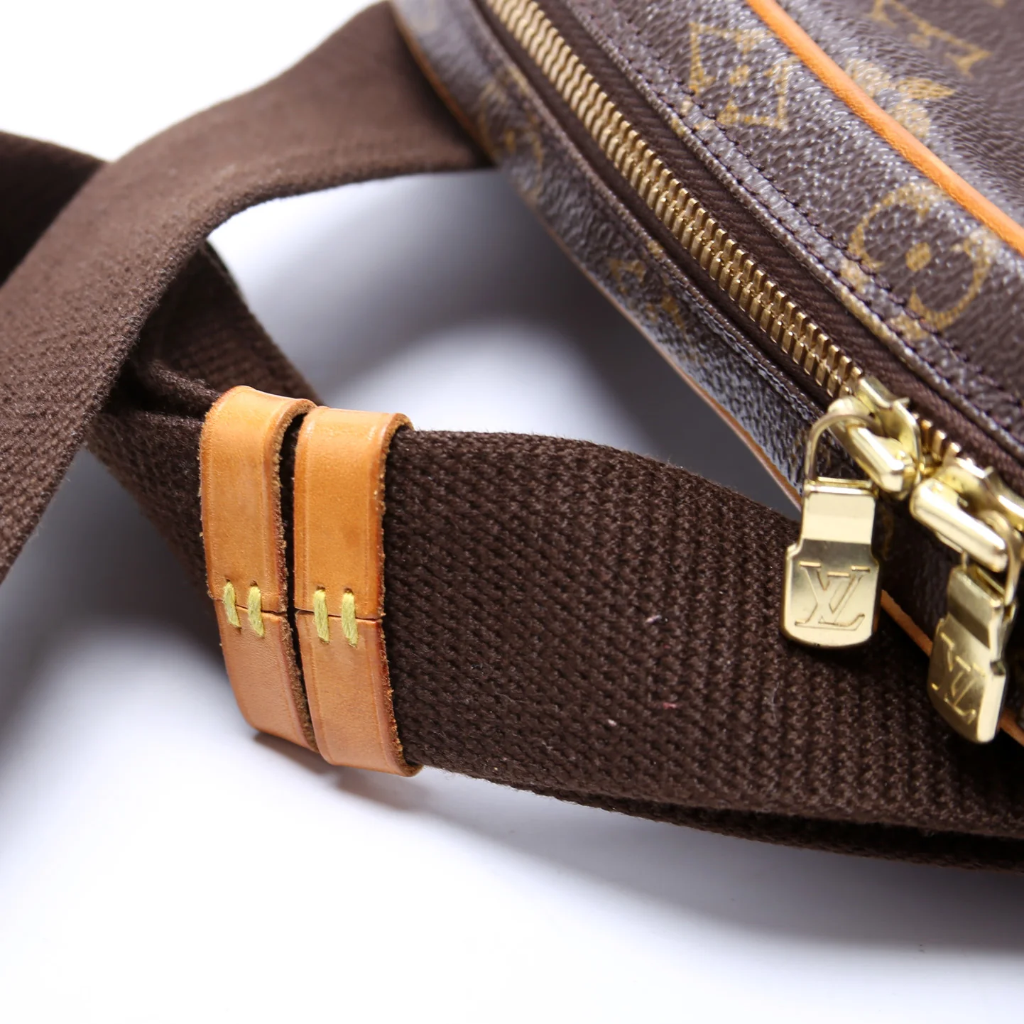 Pochette Gange Monogram - Image 7