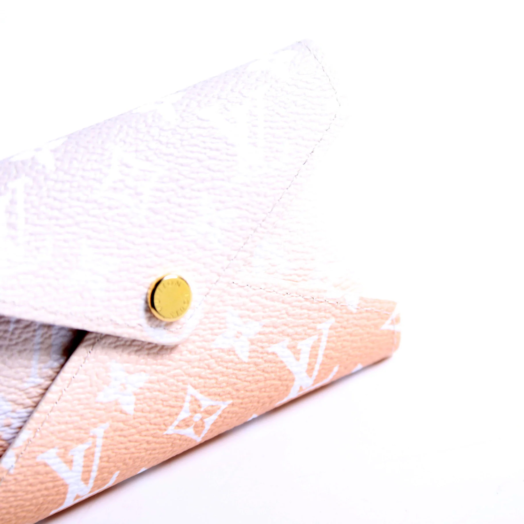 Pochette Kirigami 3-Piece By The Pool - Image 18