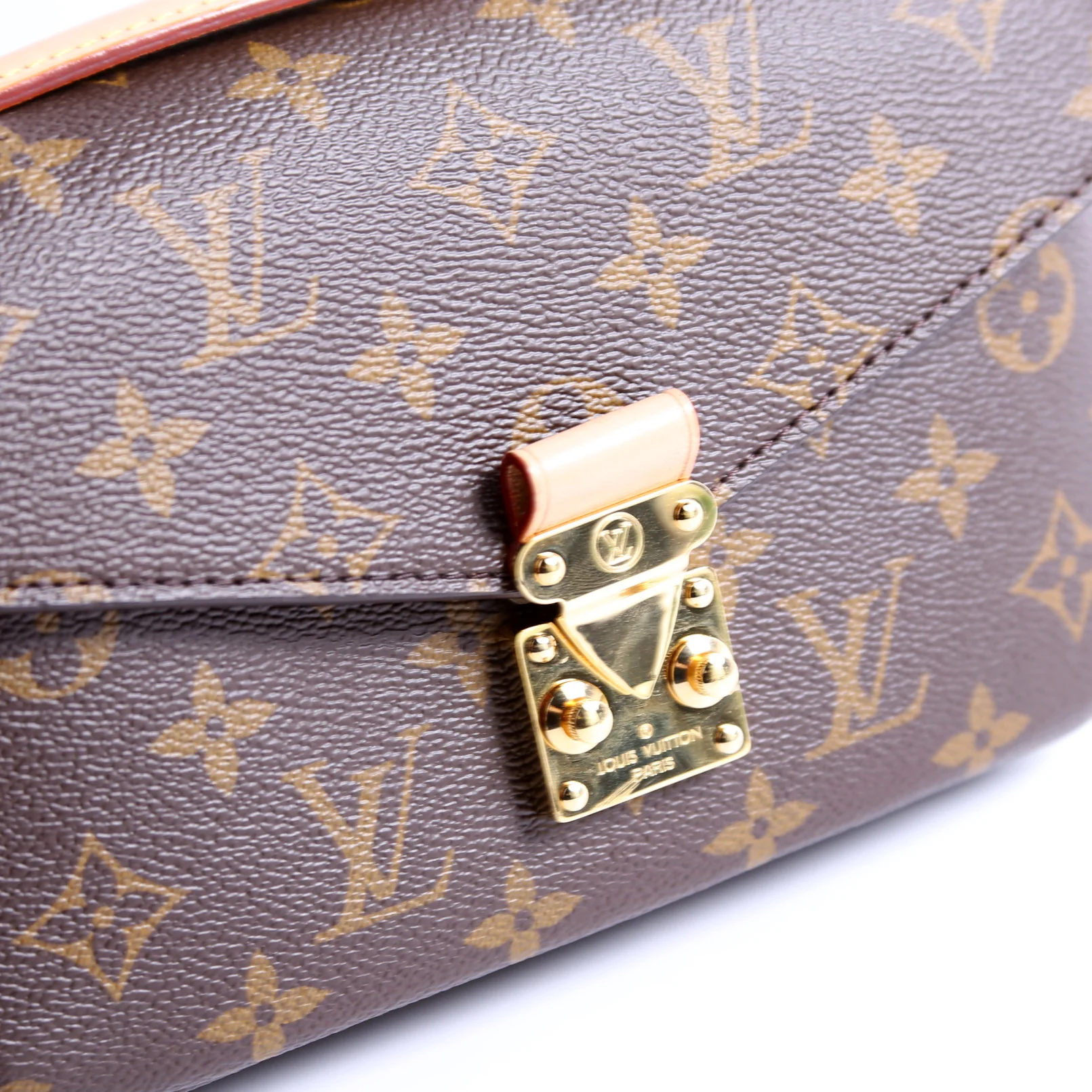 Pochette Metis East West Monogram - Image 8