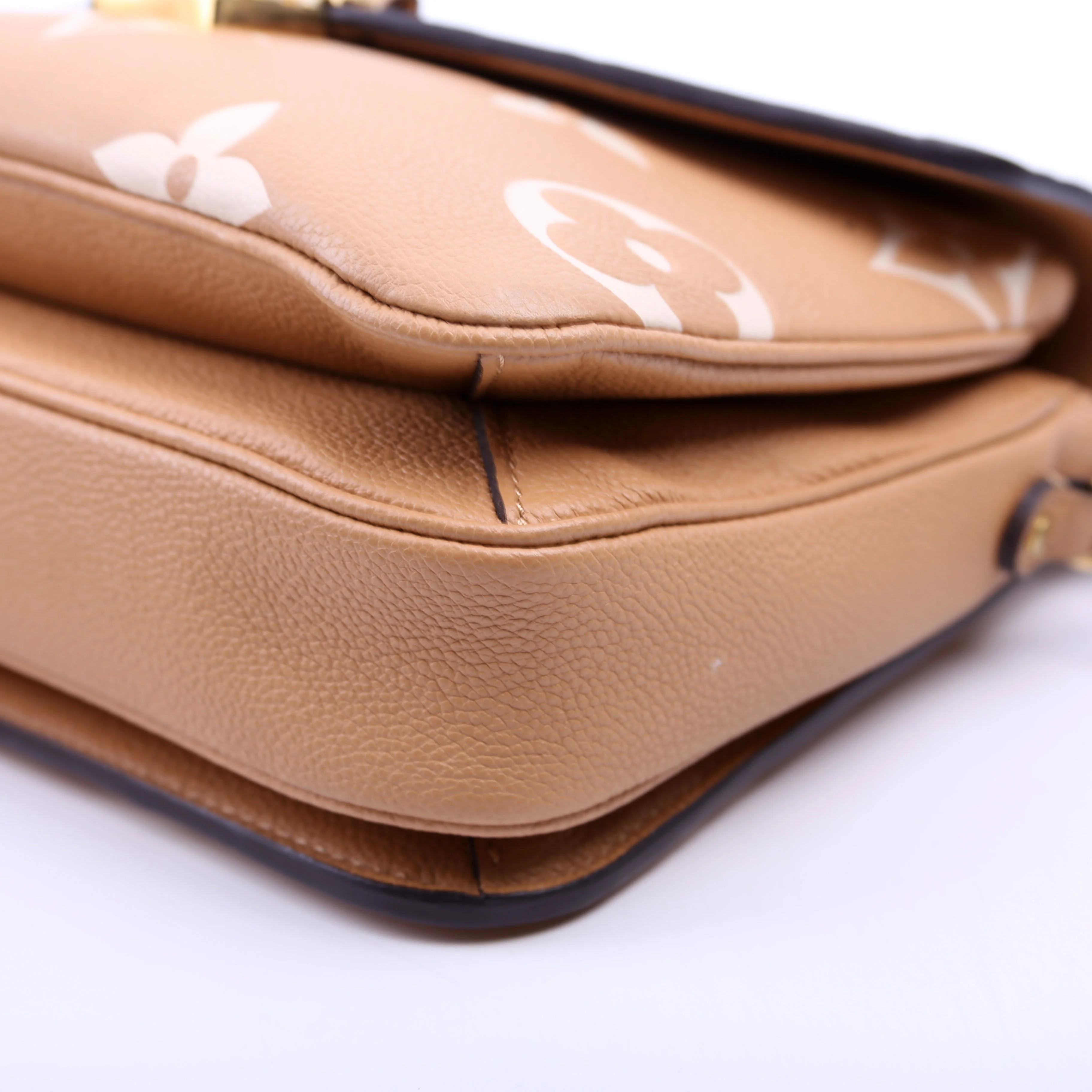 Pochette Metis Empreinte Bicolor Tan - Image 7