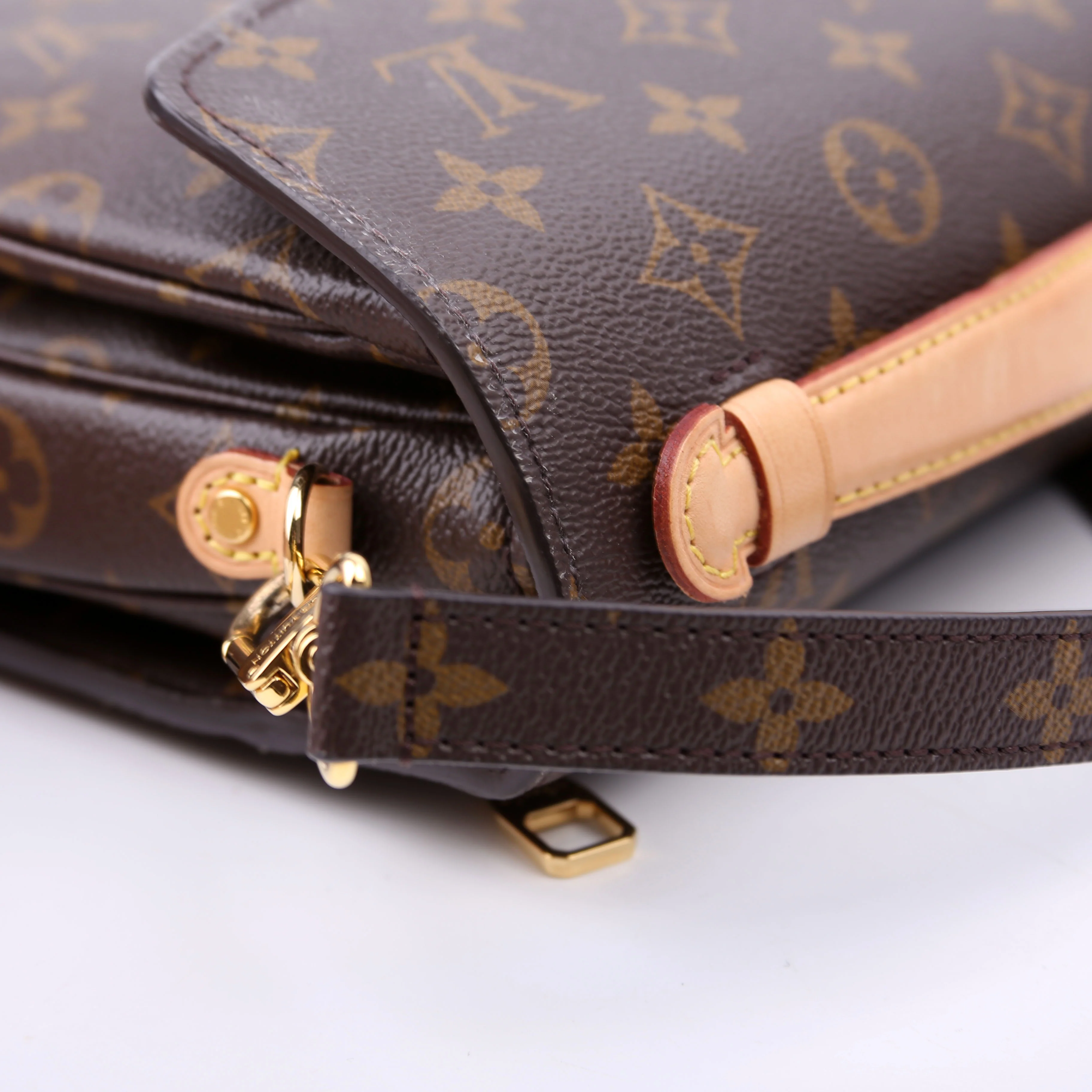 Pochette Metis Monogram - Image 8