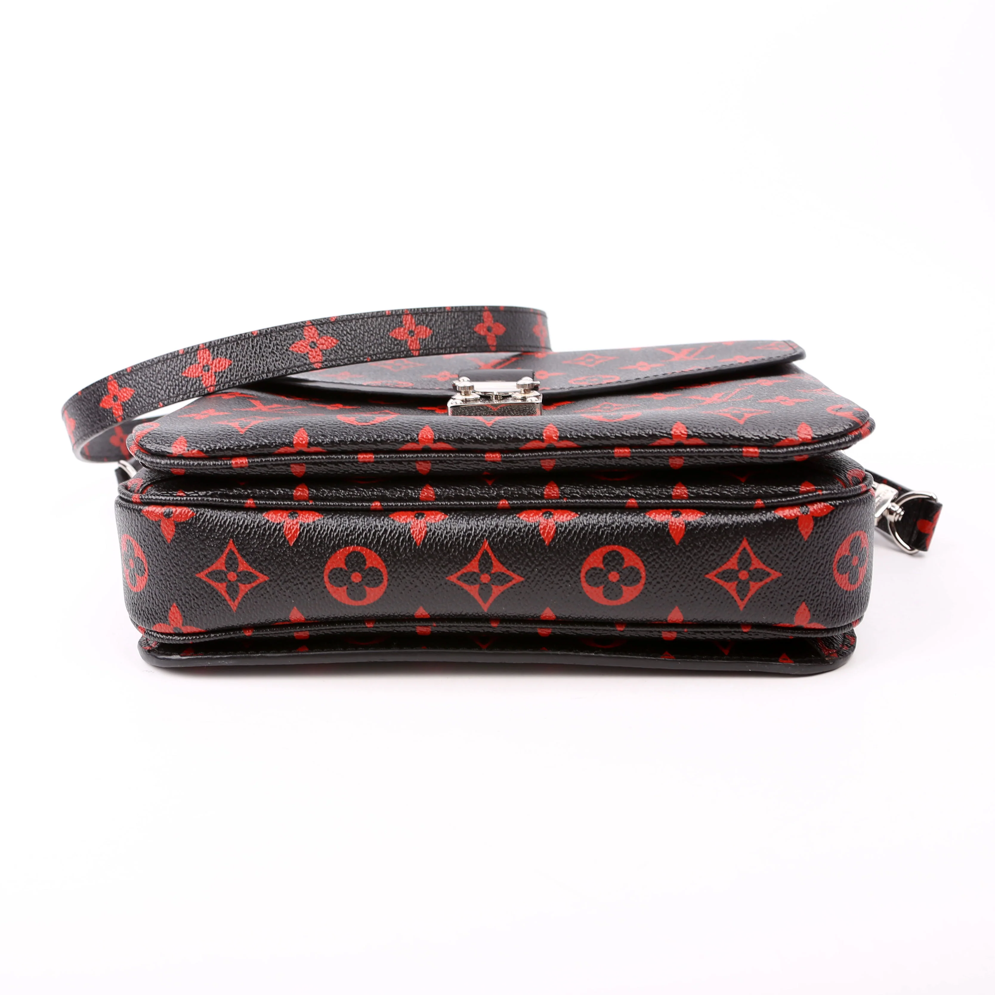 Pochette Metis Monogram Infrarouge Red/Black - Image 5