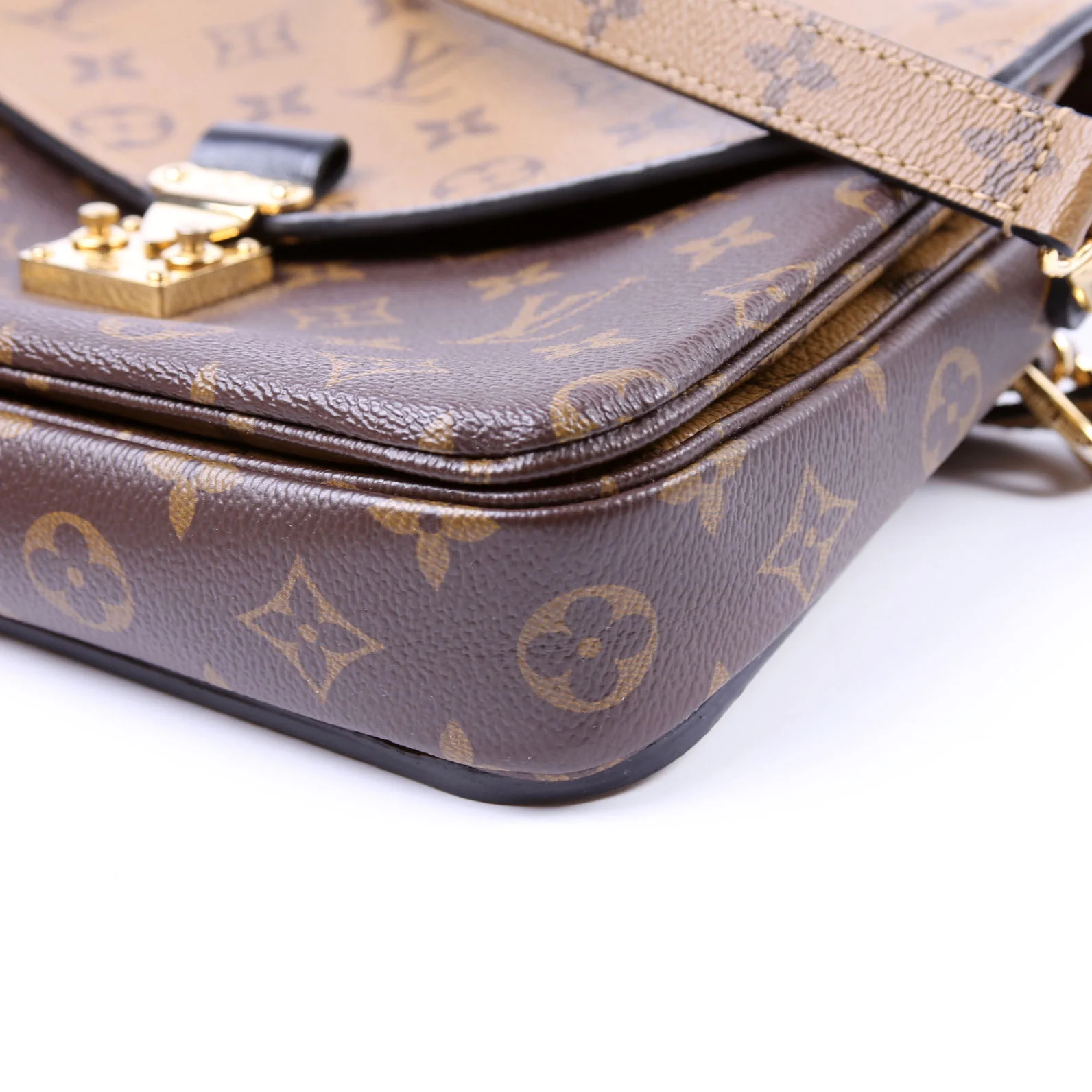 Pochette Metis Reverse Monogram - Image 7