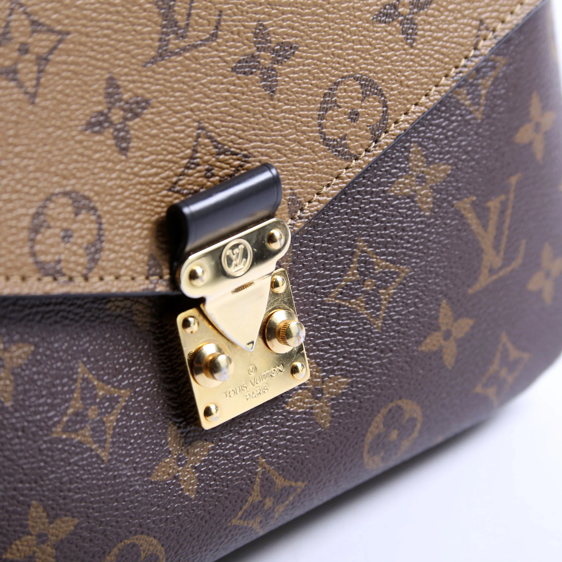 Pochette Metis Reverse Monogram - Image 6