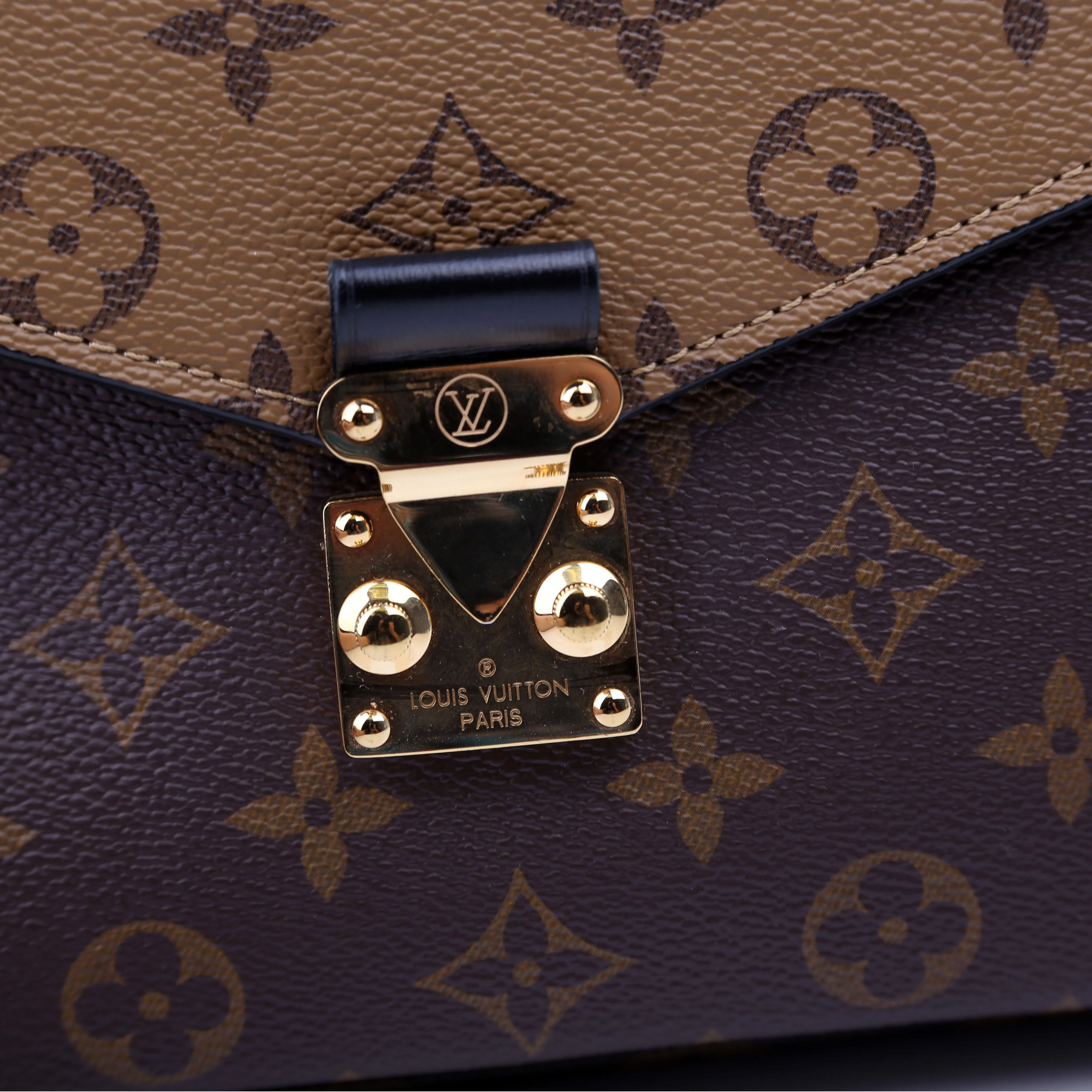 Pochette Metis Reverse Monogram Black - Image 8