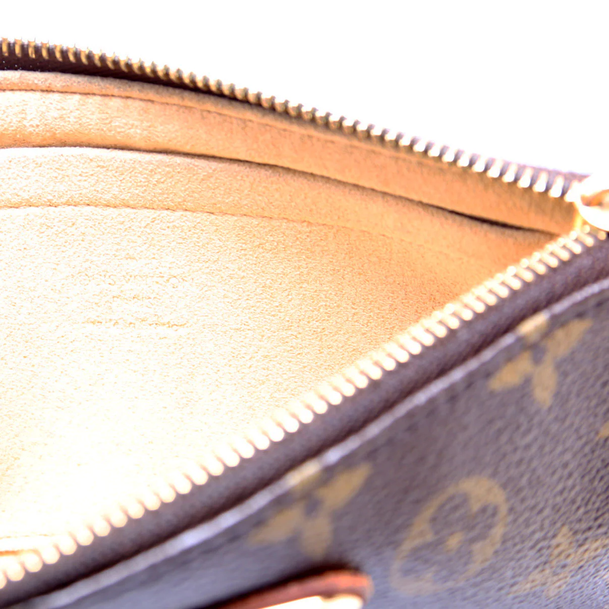 Pochette Milla MM Monogram - Image 10