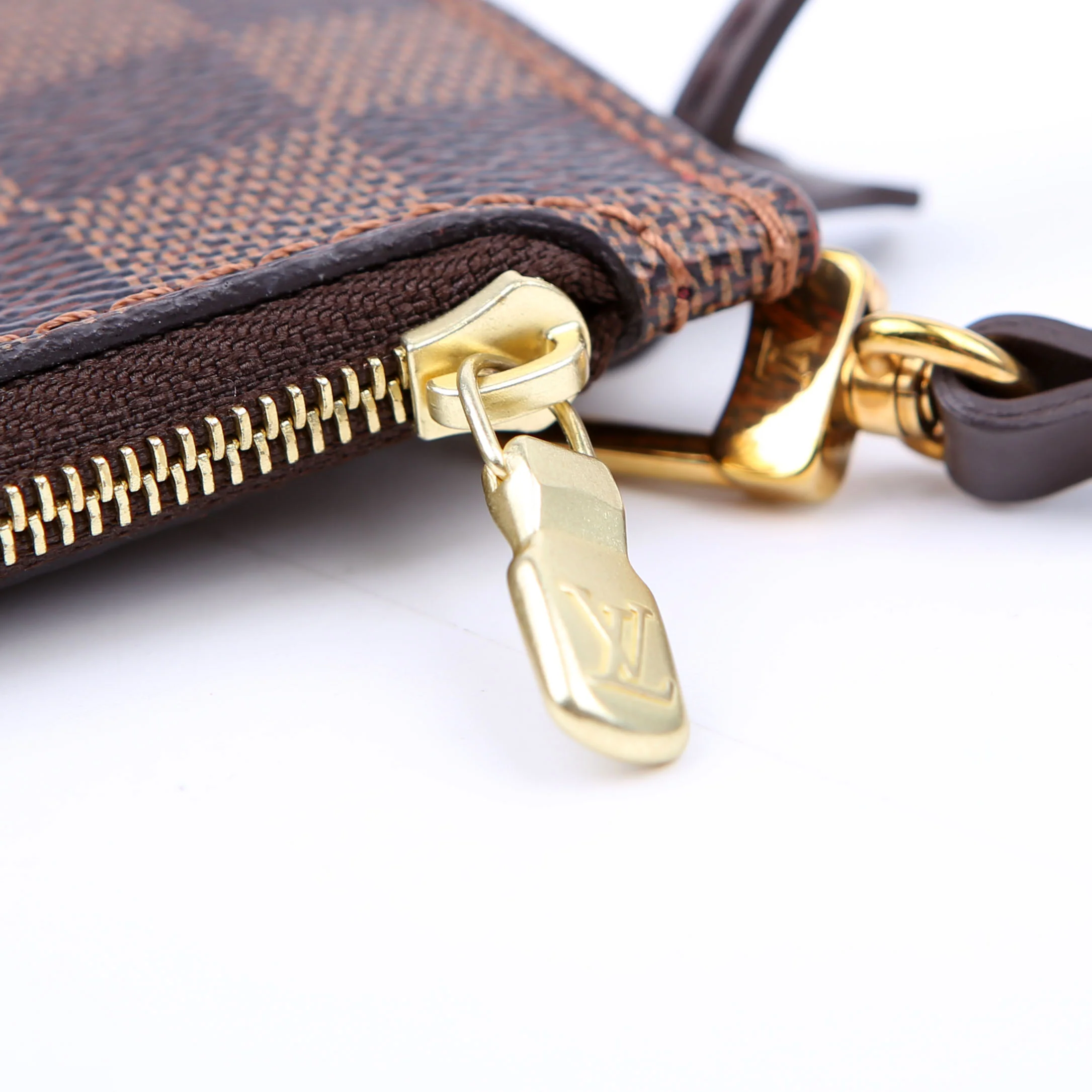 Pochette Only Damier Ebene Neverfull Red - Image 8