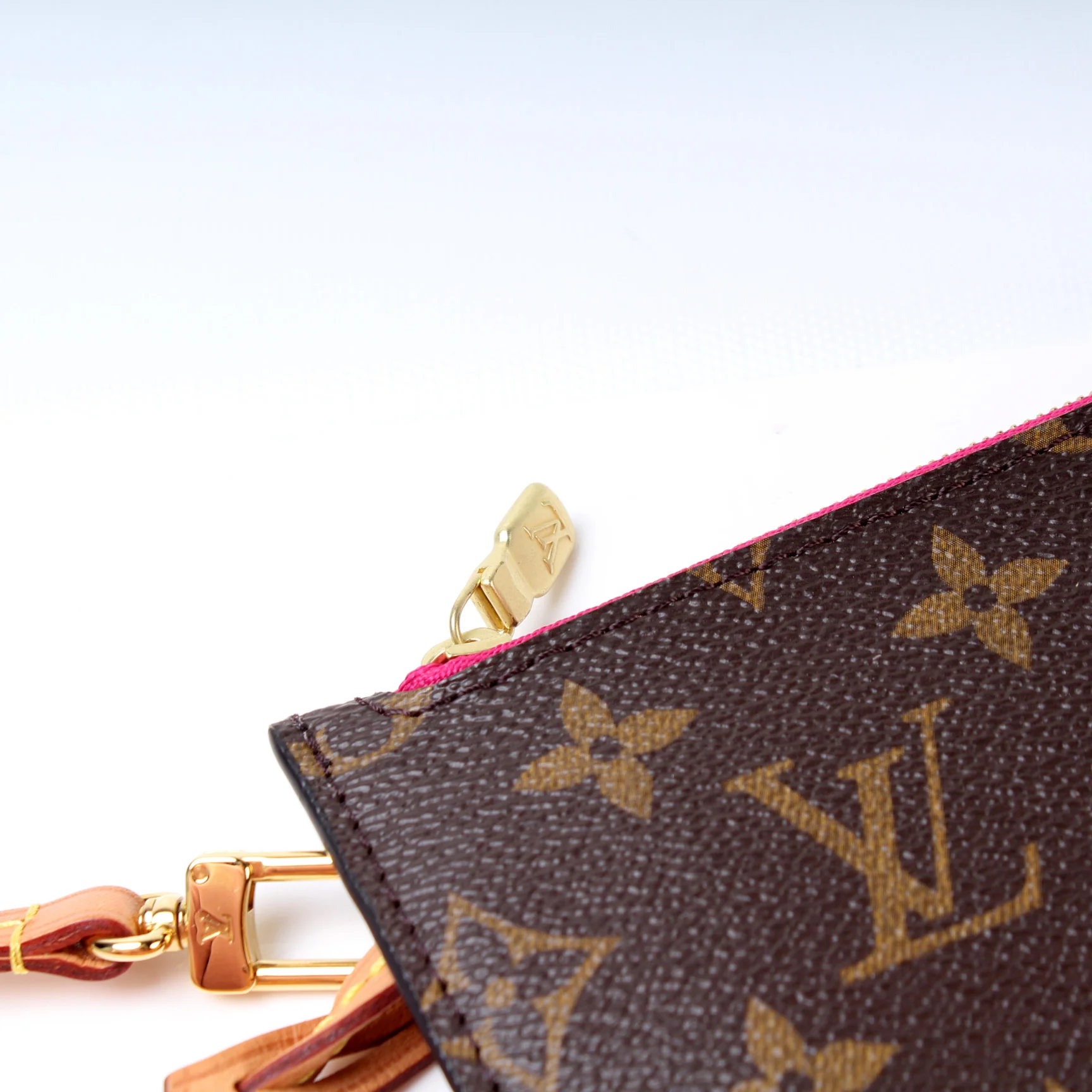 Pochette Only Neverfull Monogram - Image 7