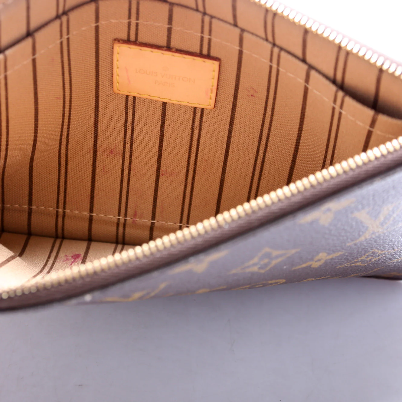 Pochette Only Neverfull Monogram - Image 9