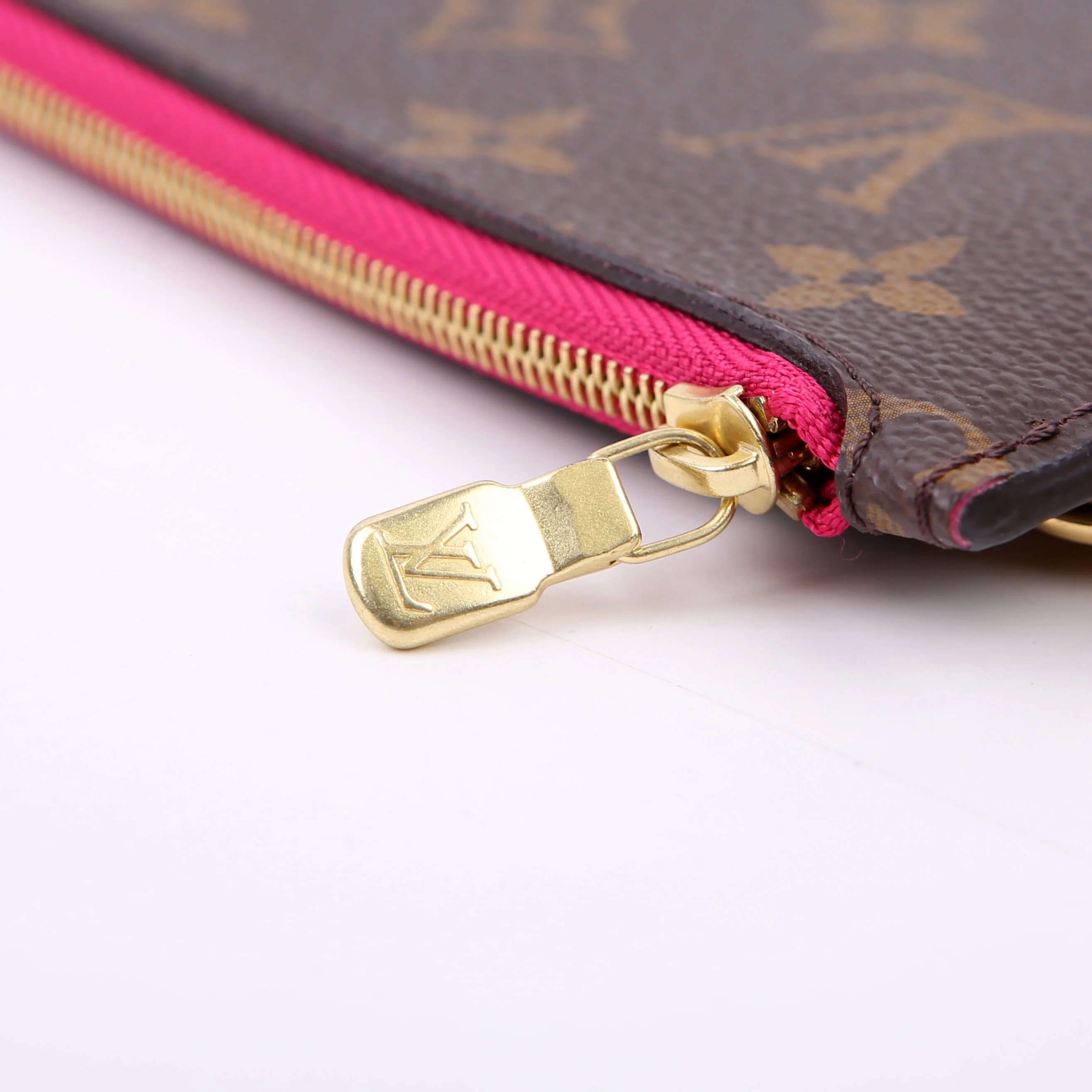 Pochette Only Neverfull Monogram Pink - Image 7