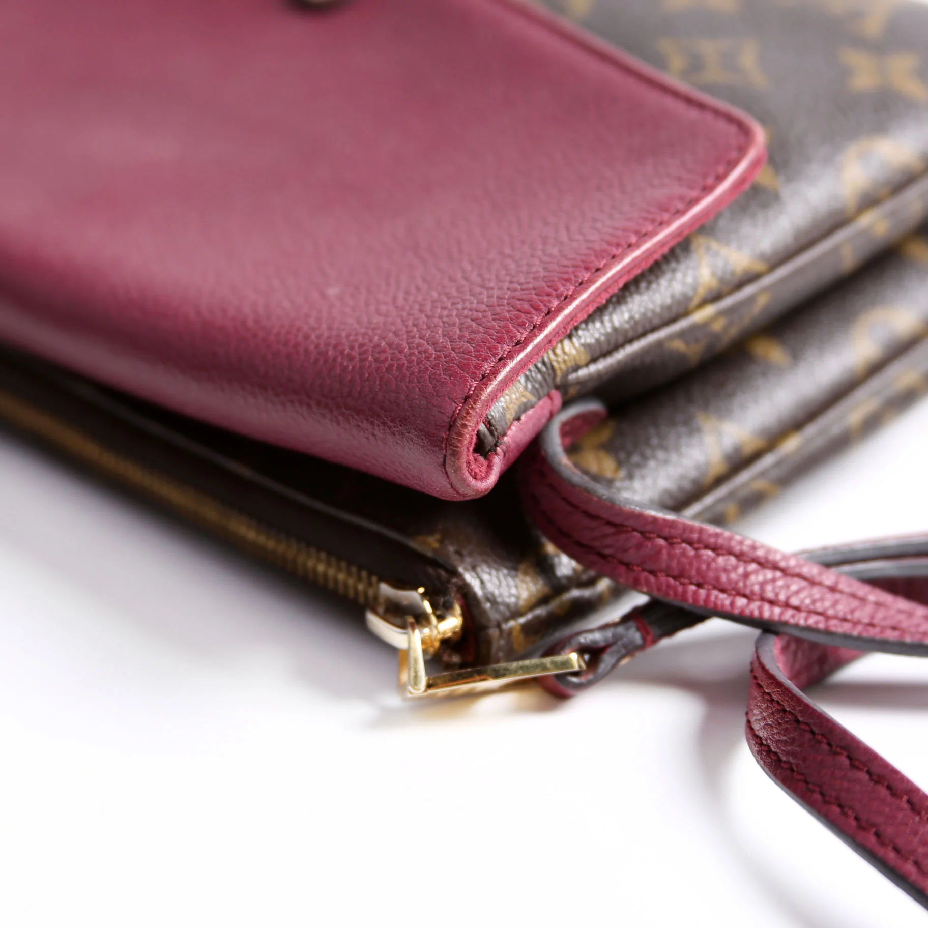 Pochette Twice Monogram Berry - Image 9