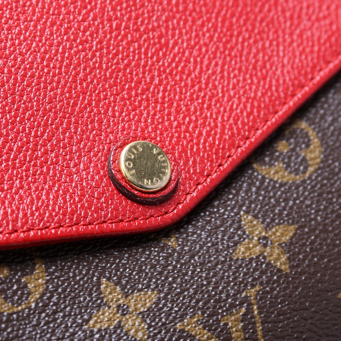 Pochette Twice Monogram Red - Image 6