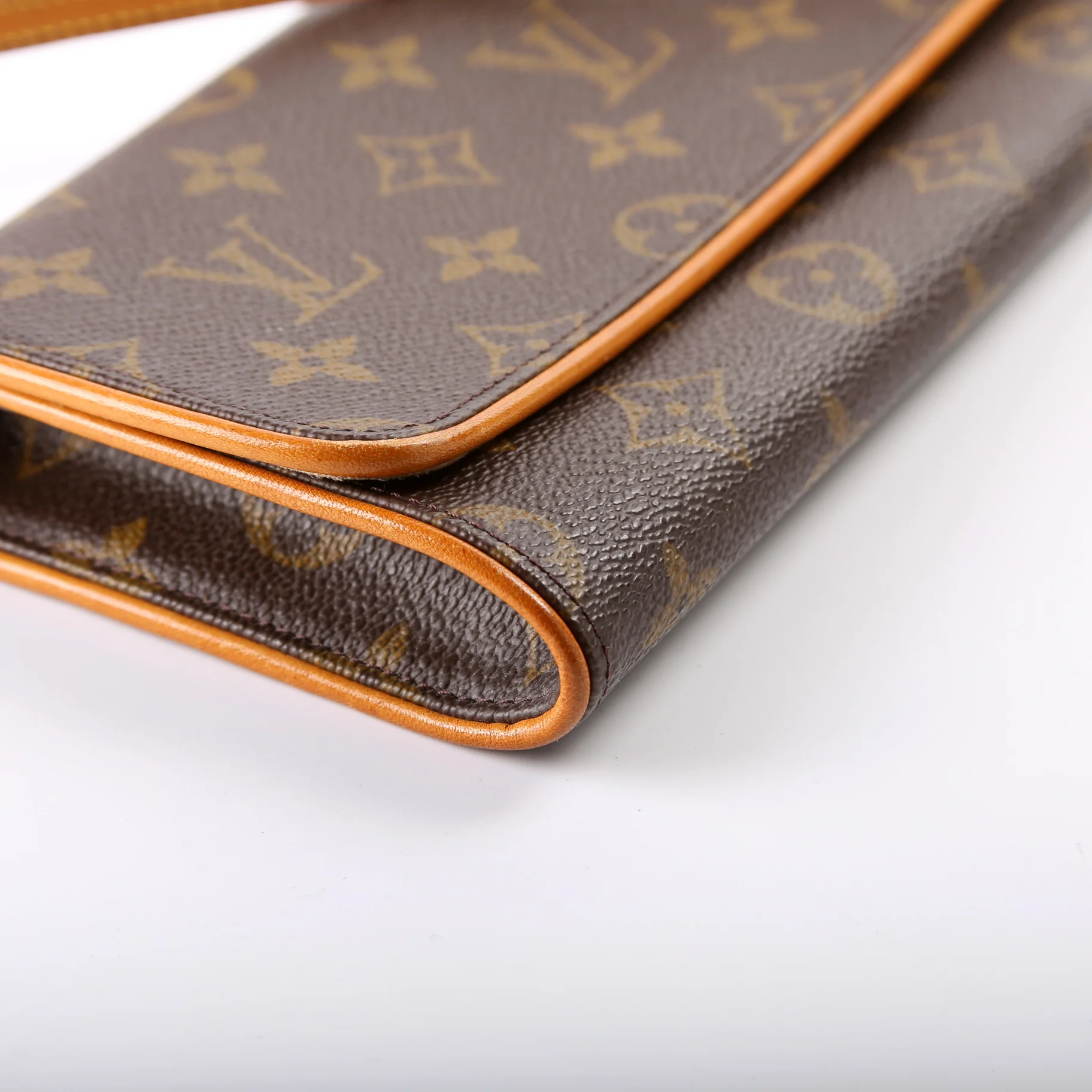 Pochette Twin GM Monogram - Image 4