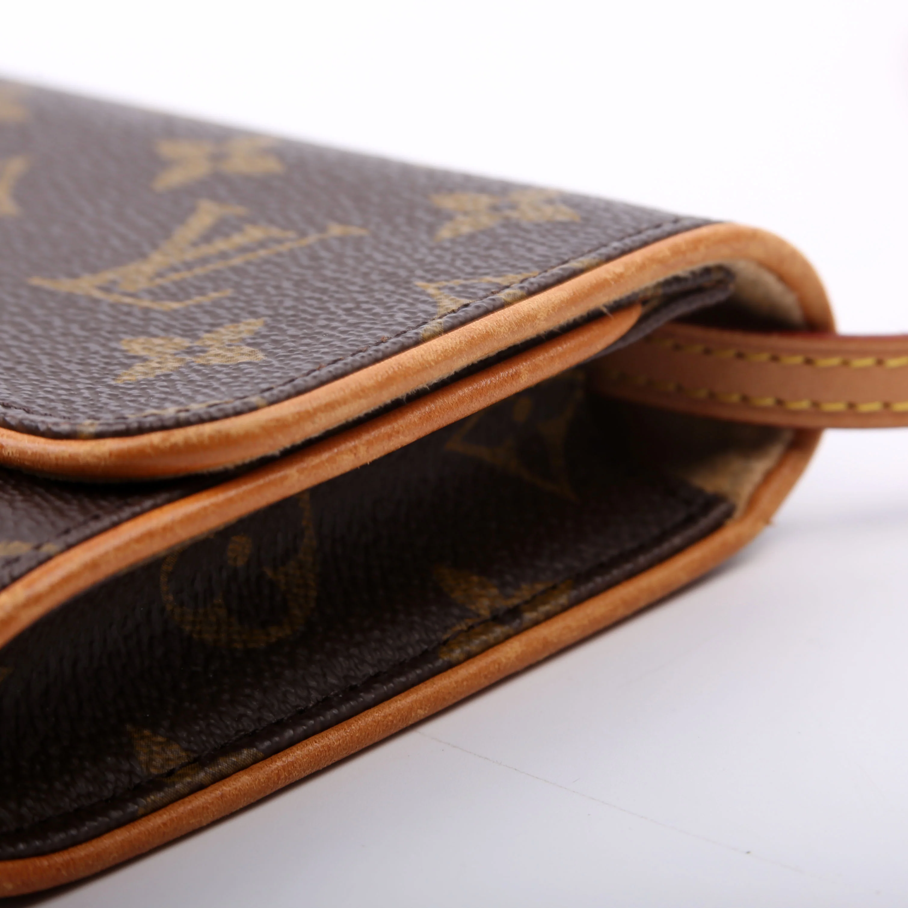 Pochette Twin GM Monogram - Image 8