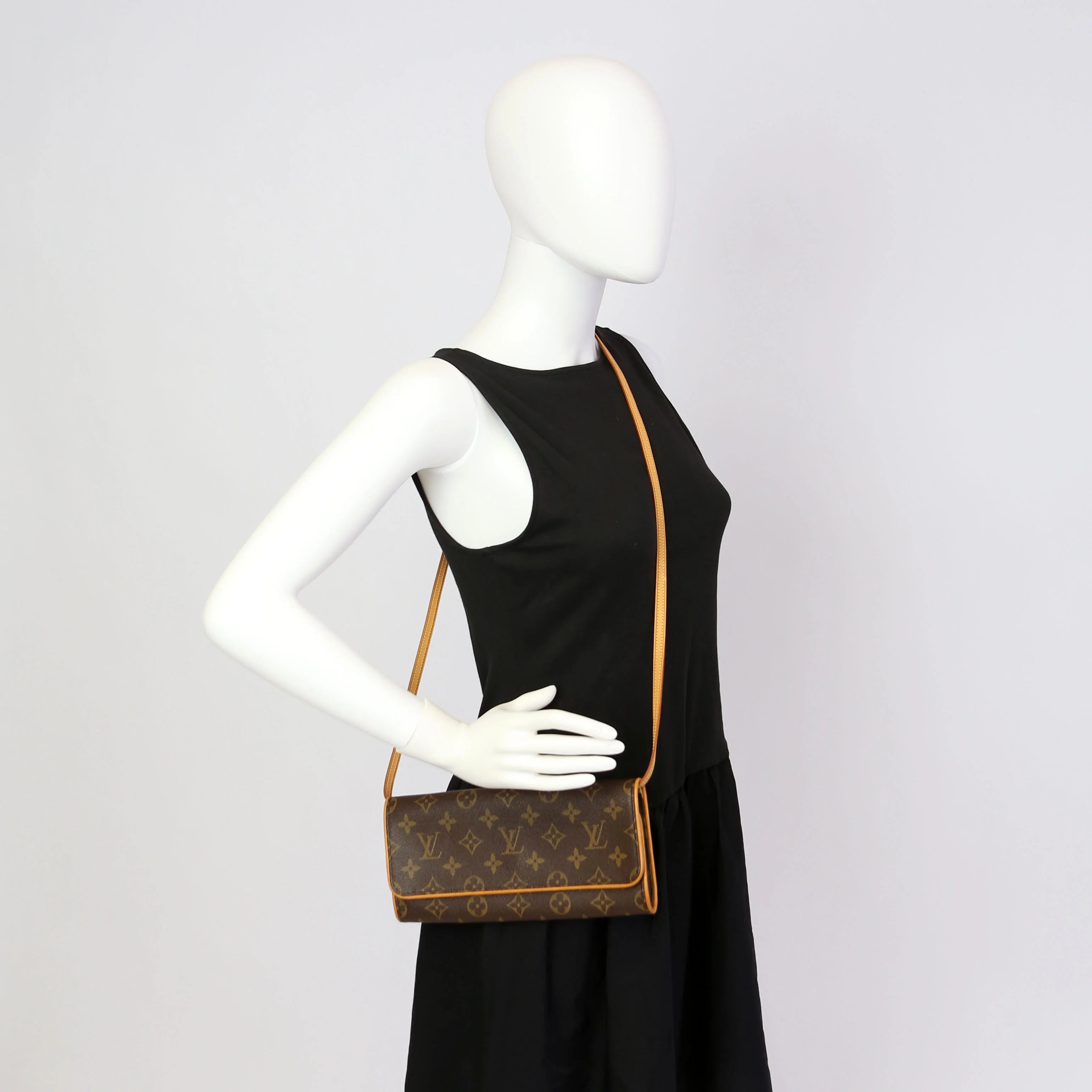 Pochette Twin GM Monogram - Image 10