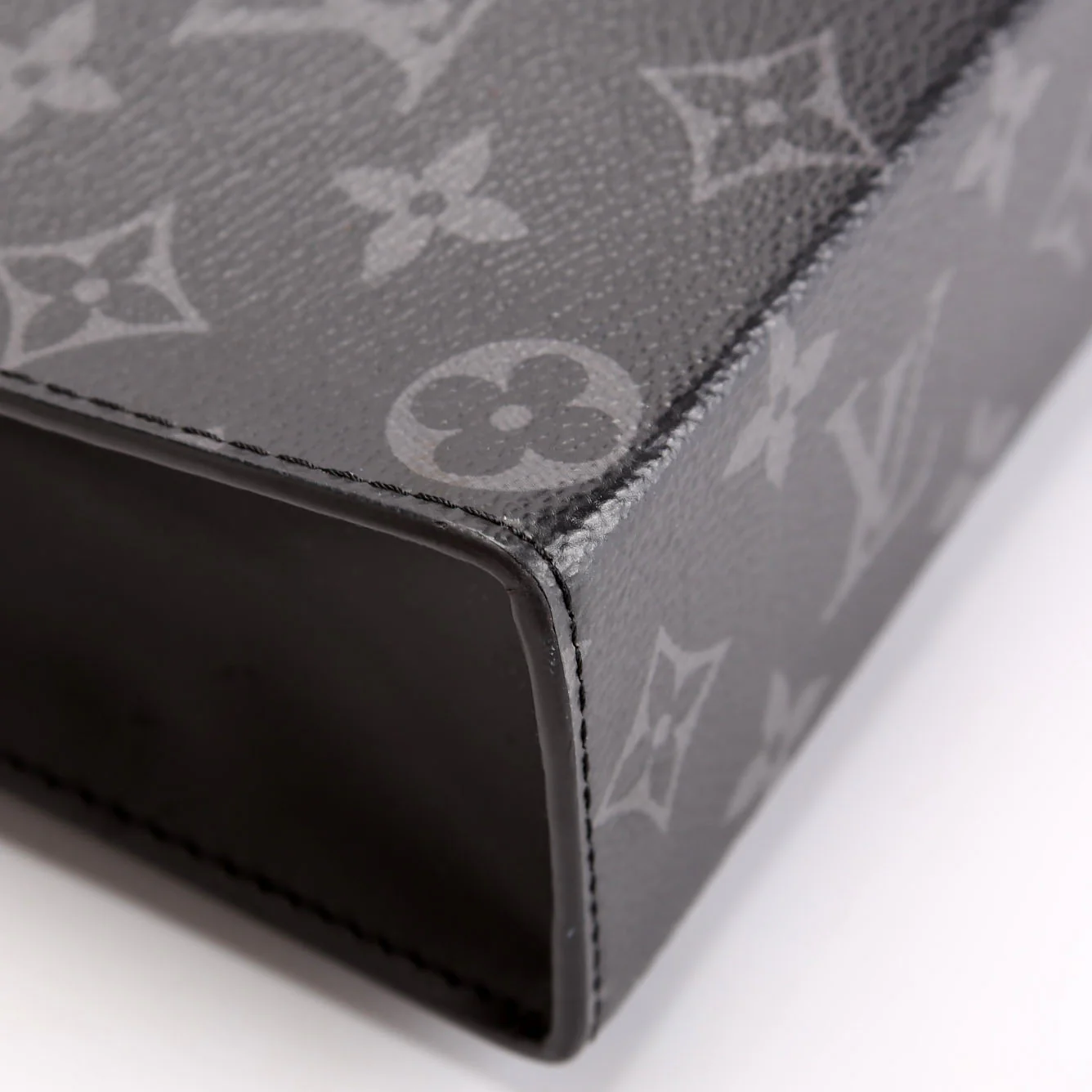 Pochette Voyafe MM Monogram Eclipse Black/Gray - Image 5