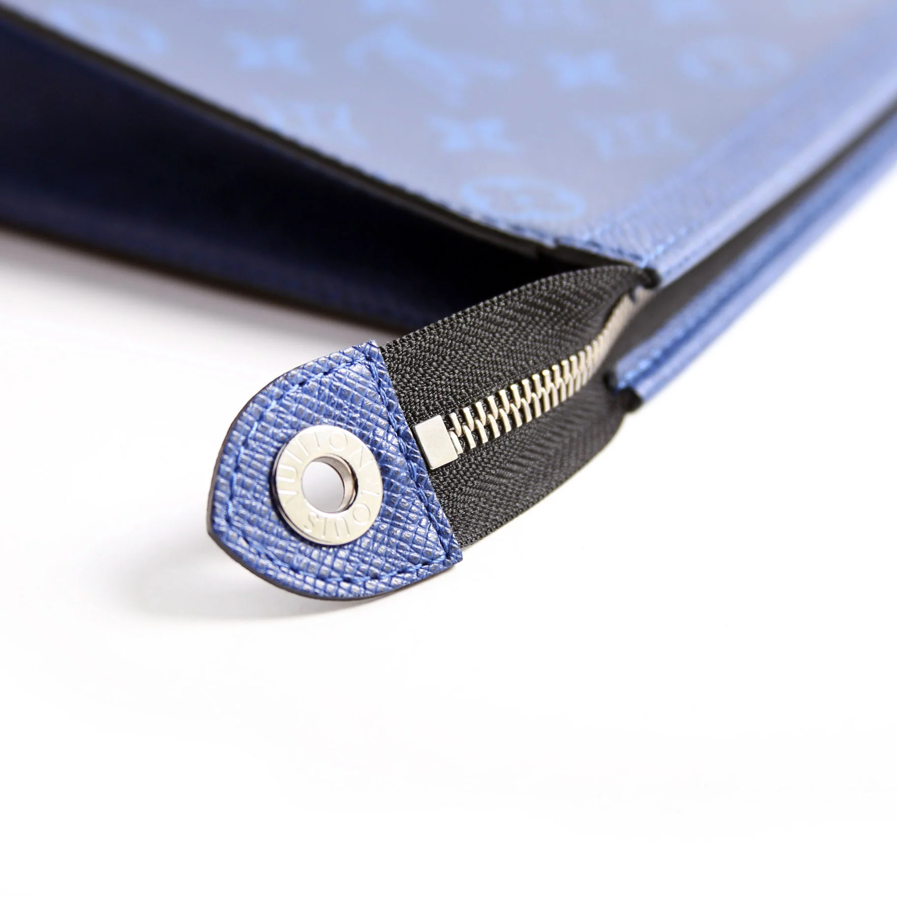 Pochette Voyage MM Taigarama Blue - Image 8