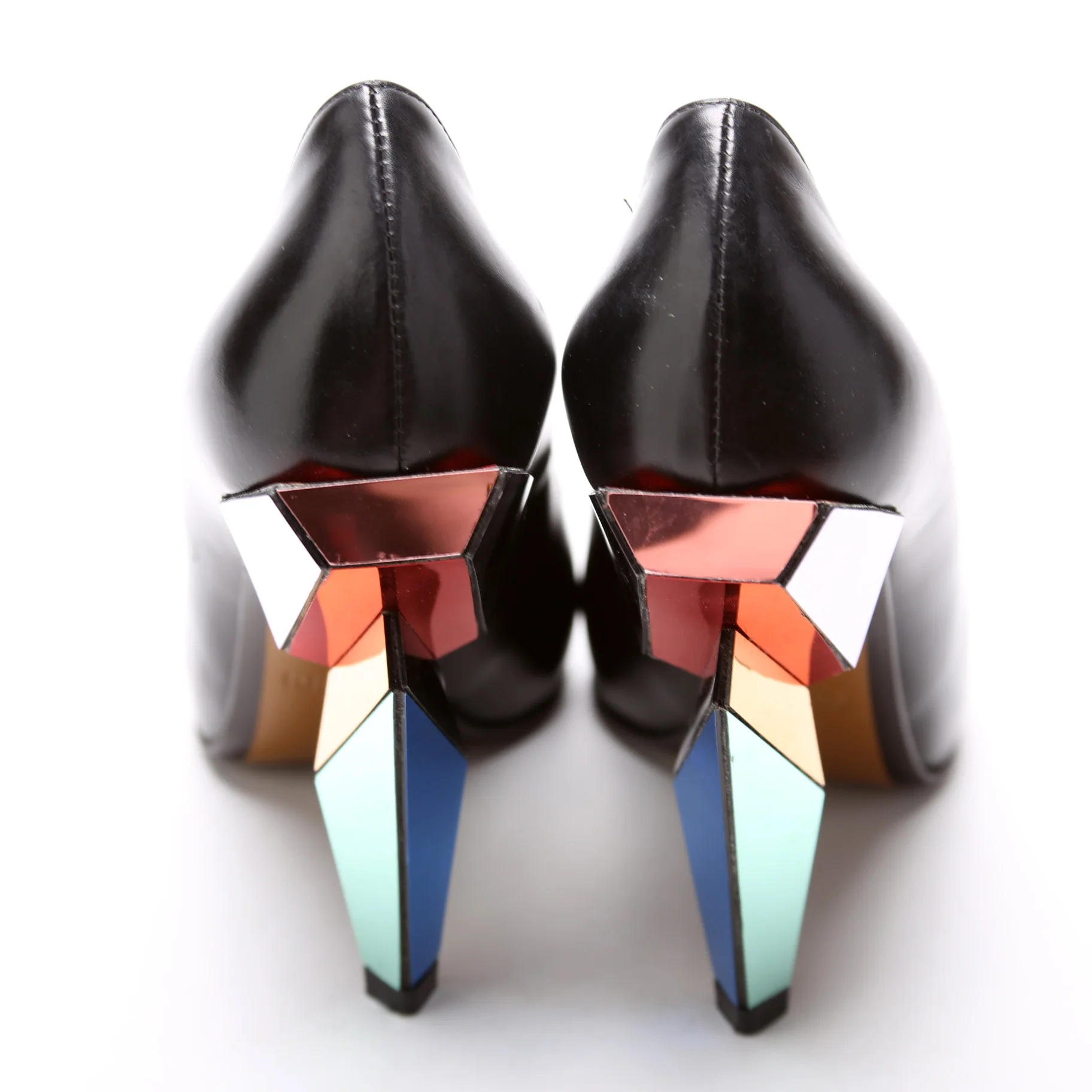 Pointed Toe Pumps Size 37 - Image 5