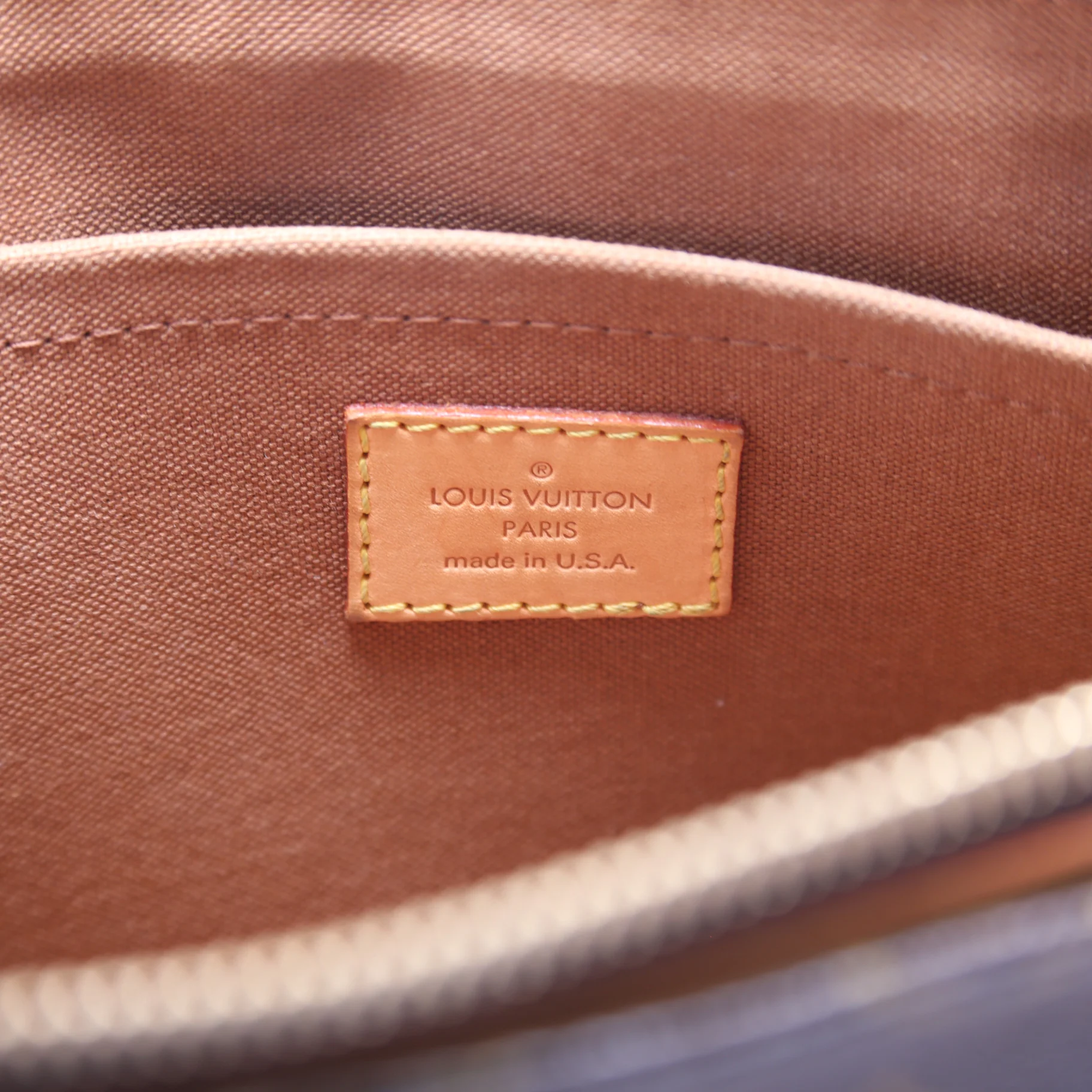 Popincourt Long Monogram - Image 11