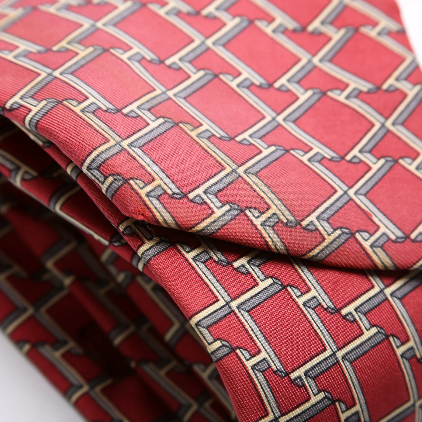 Printed Silk Tie Red - Image 3