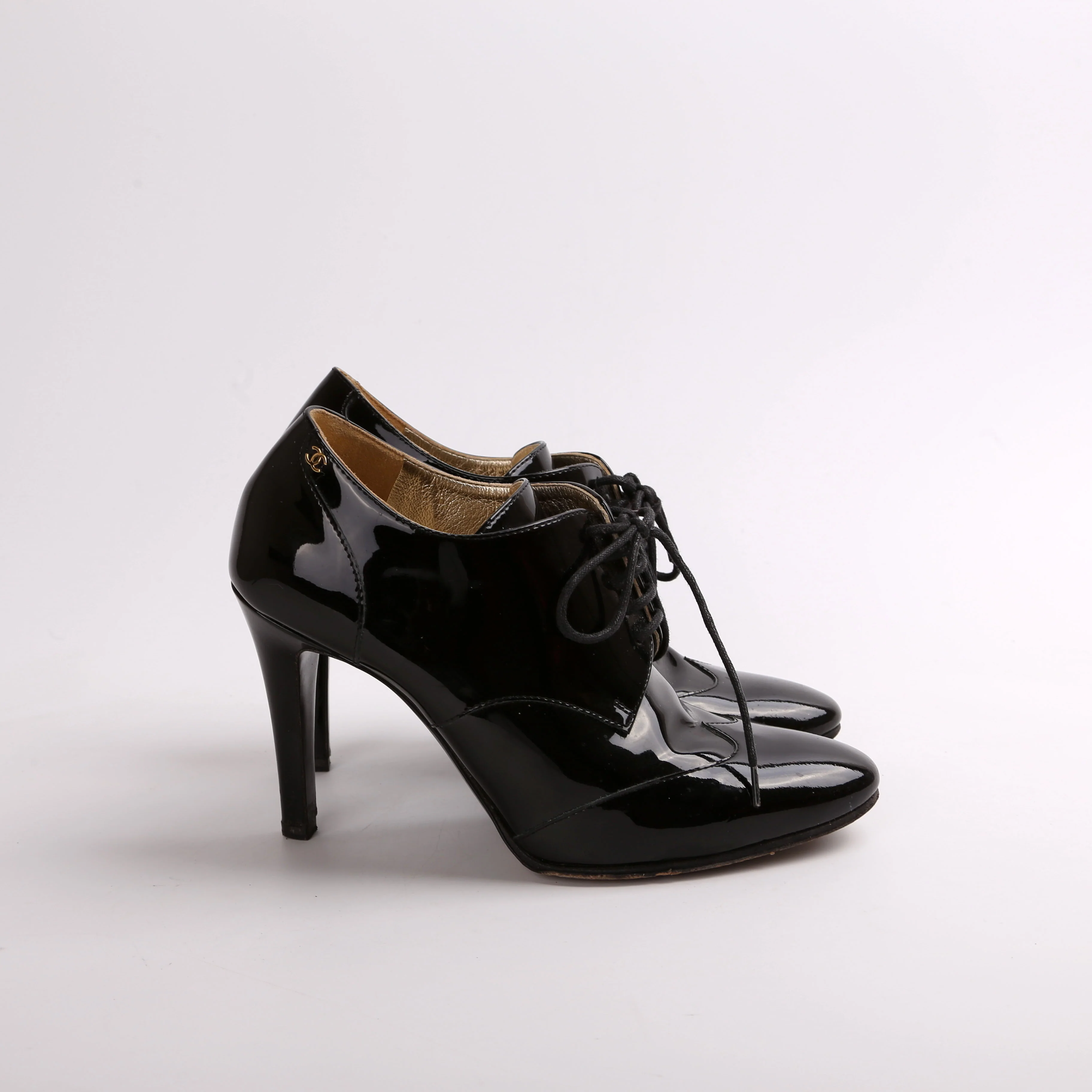 Ptnt Oxford Lace Up booties Size 36 - Image 5