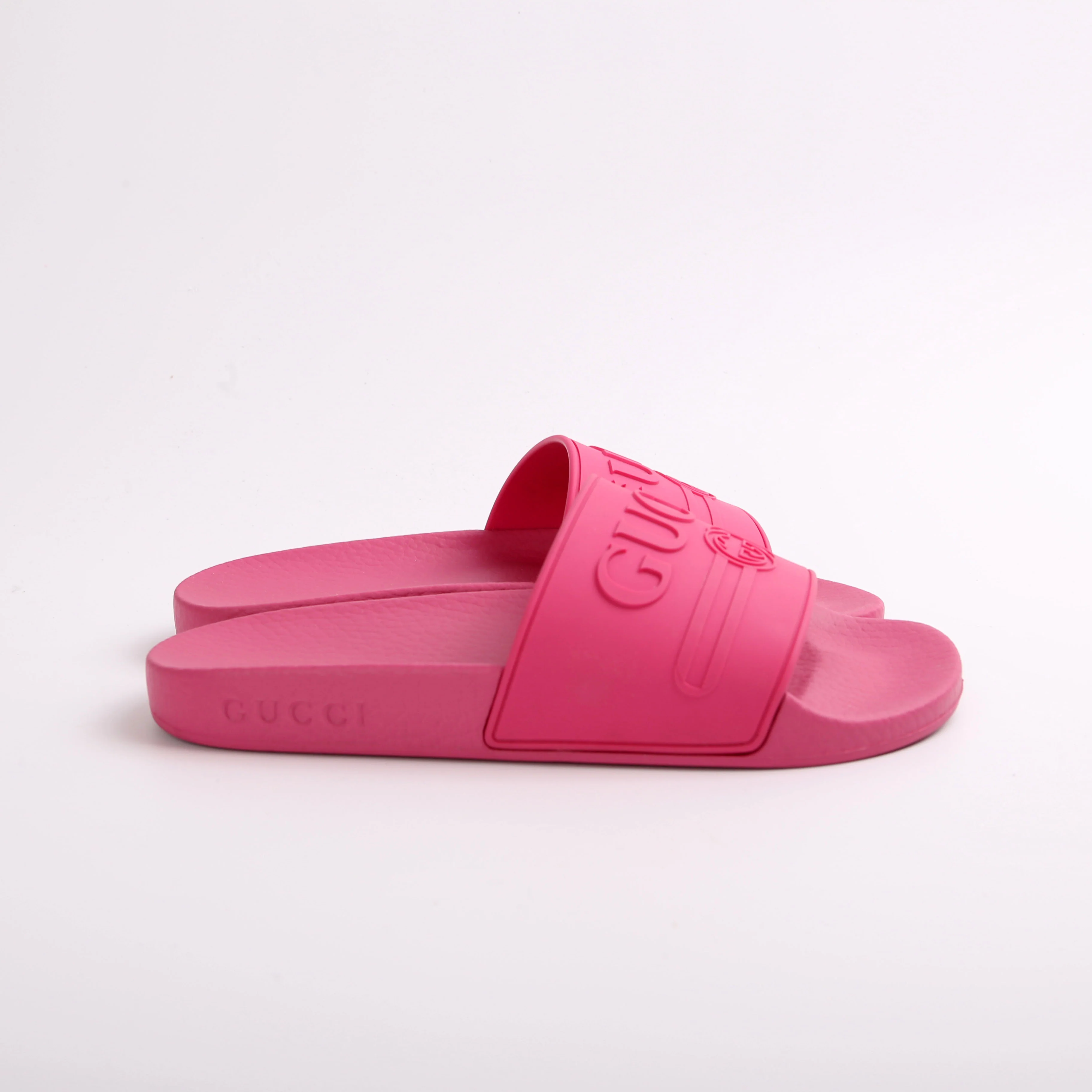 Pursuit Logo Rubber Slides Size 35 - Image 3