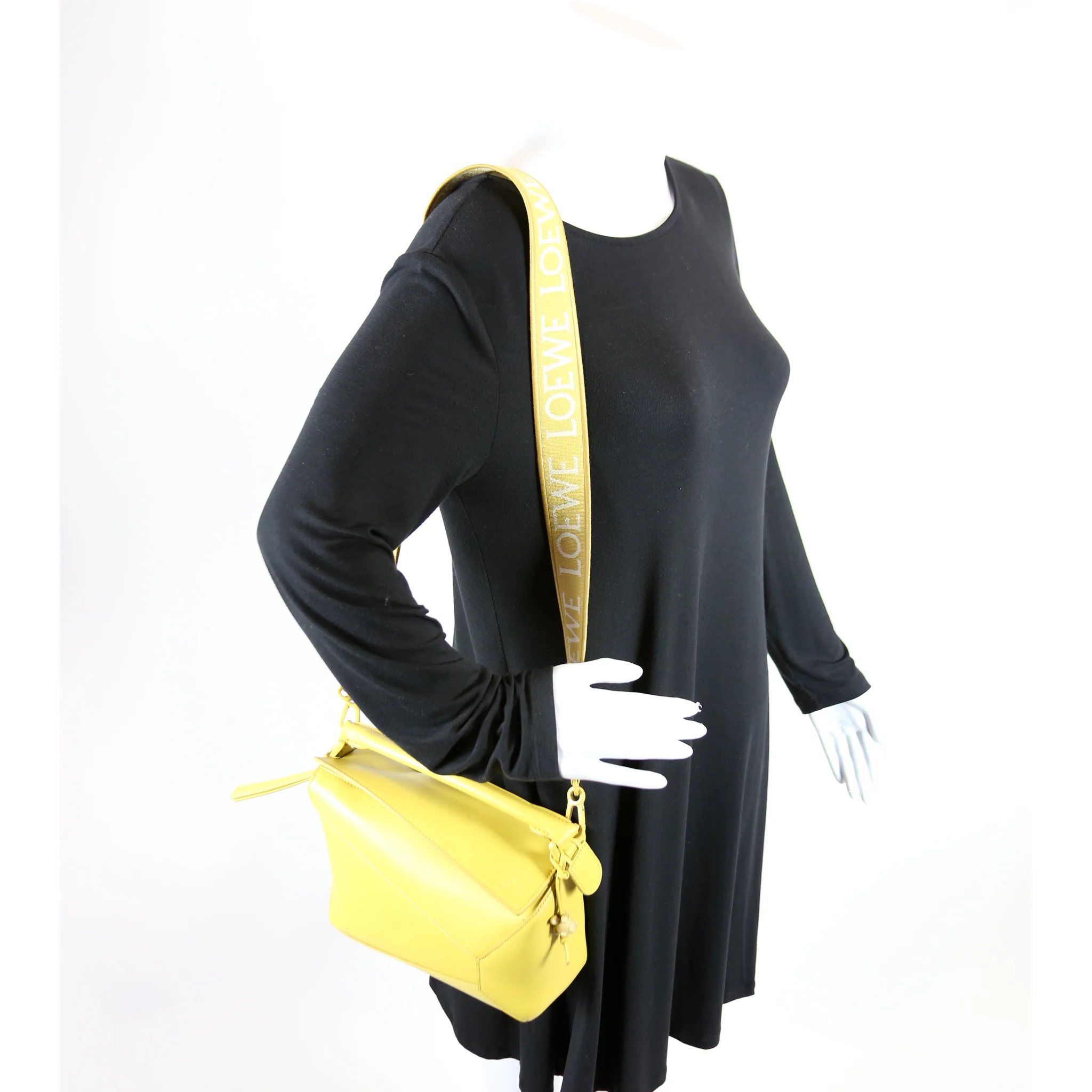 Puzzle Edge Bag Monochrome Calfskin Small Yellow - Image 10