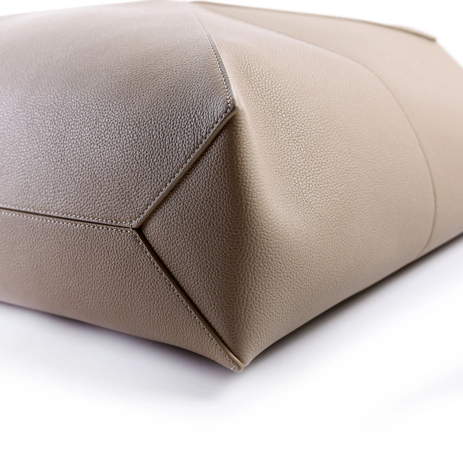 Puzzle Fold Tote Horizontal Medium Grained Calfskin - Image 7