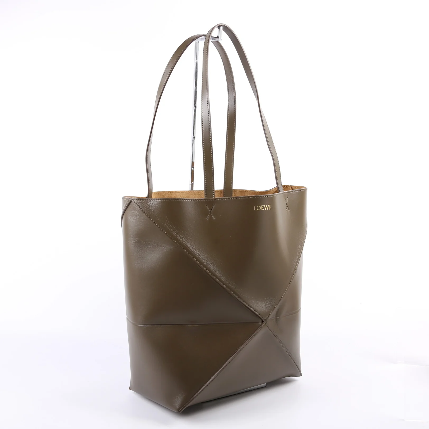Puzzle Fold Tote Medium Shiny Calfskin Green - Image 2