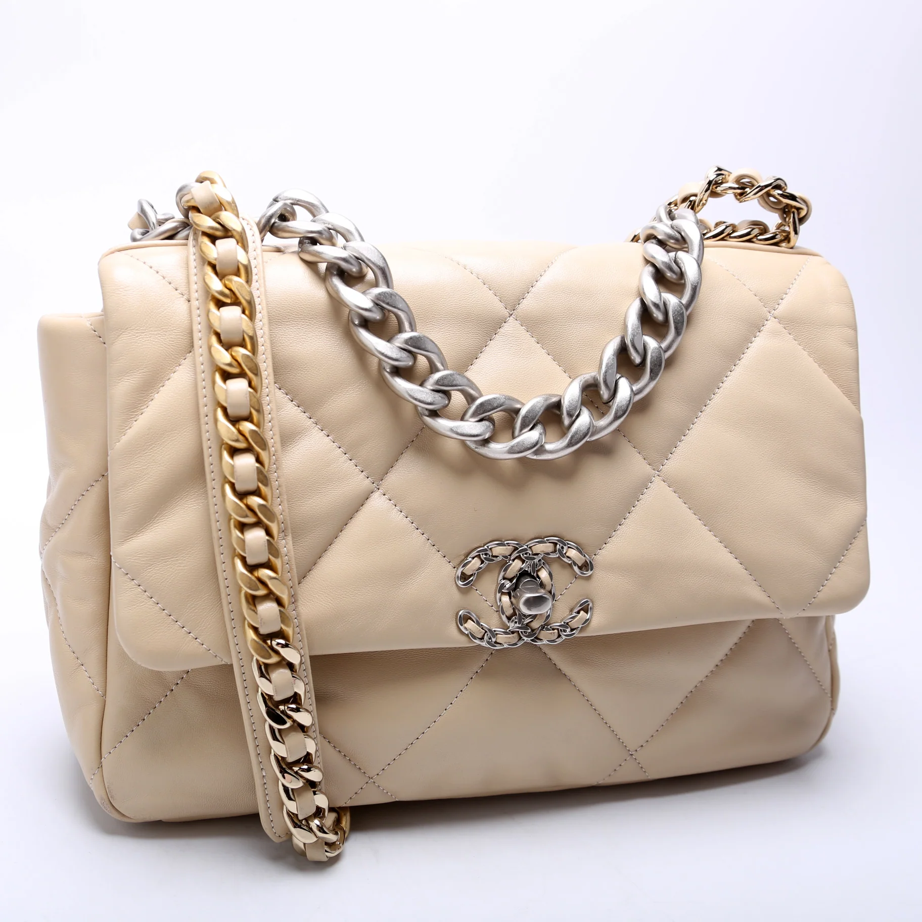 Quilted Goatskin 19 Large 32+M Beige - Image 2