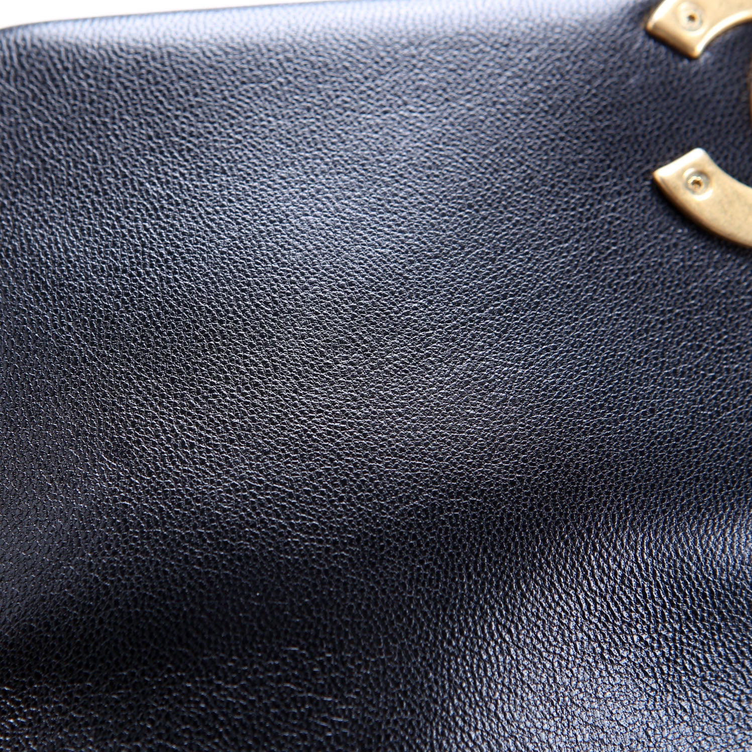 Quilted Goatskin 19 Medium Flap 30M - Image 15