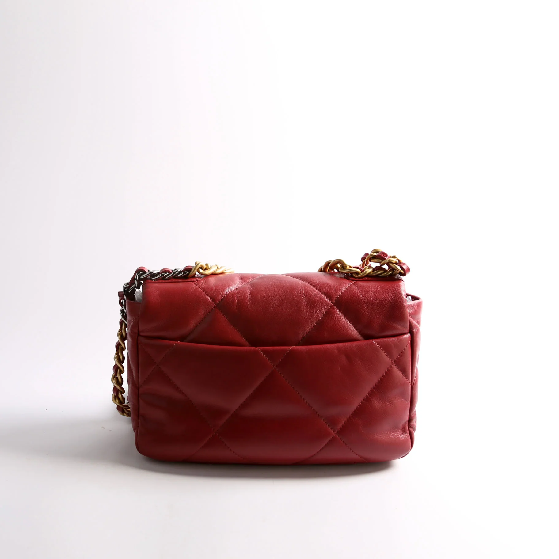 Quilted Goatskin 19 Medium Flap 30M Red - Image 2