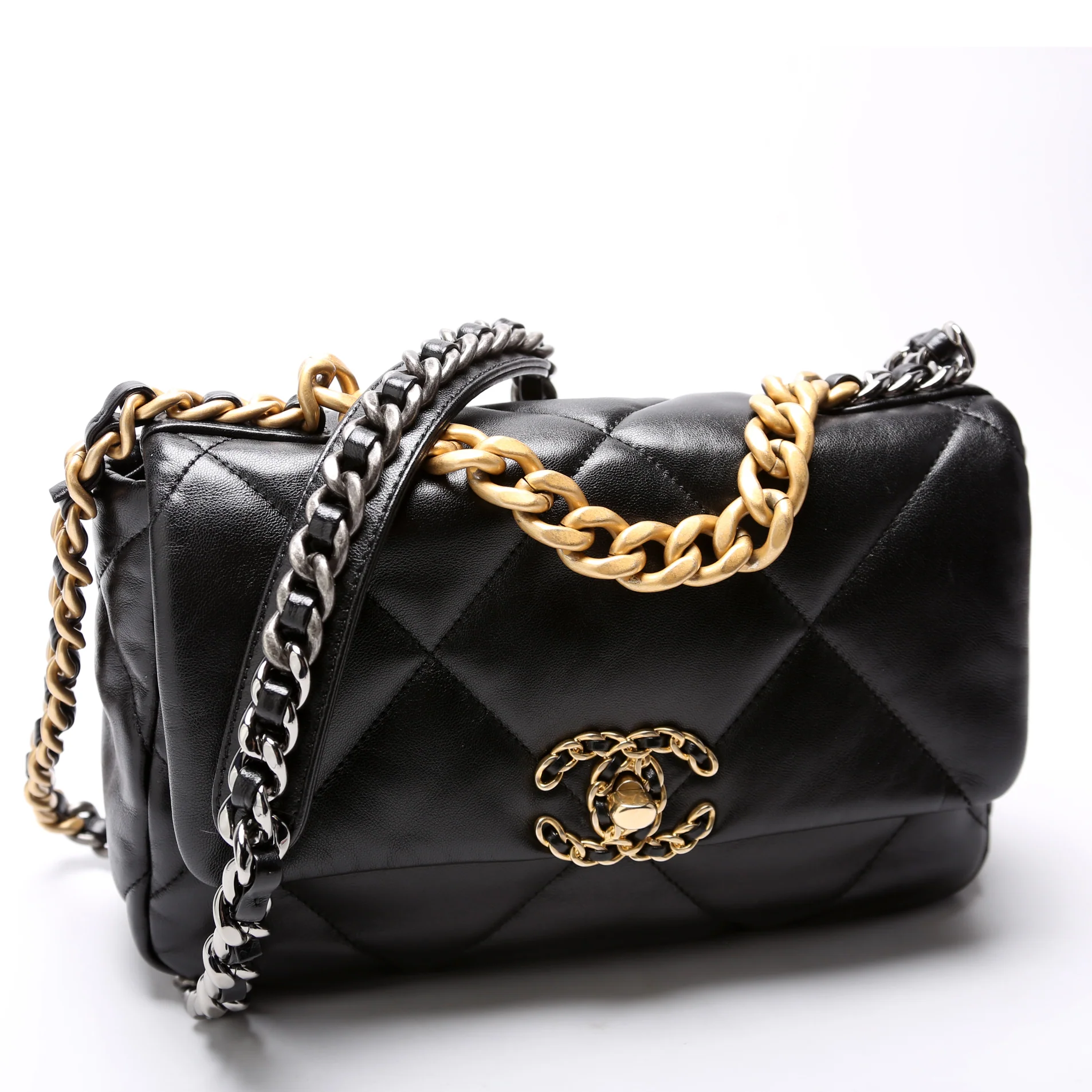 Quilted Goatskin 19 Medium Flap RFID Black - Image 2