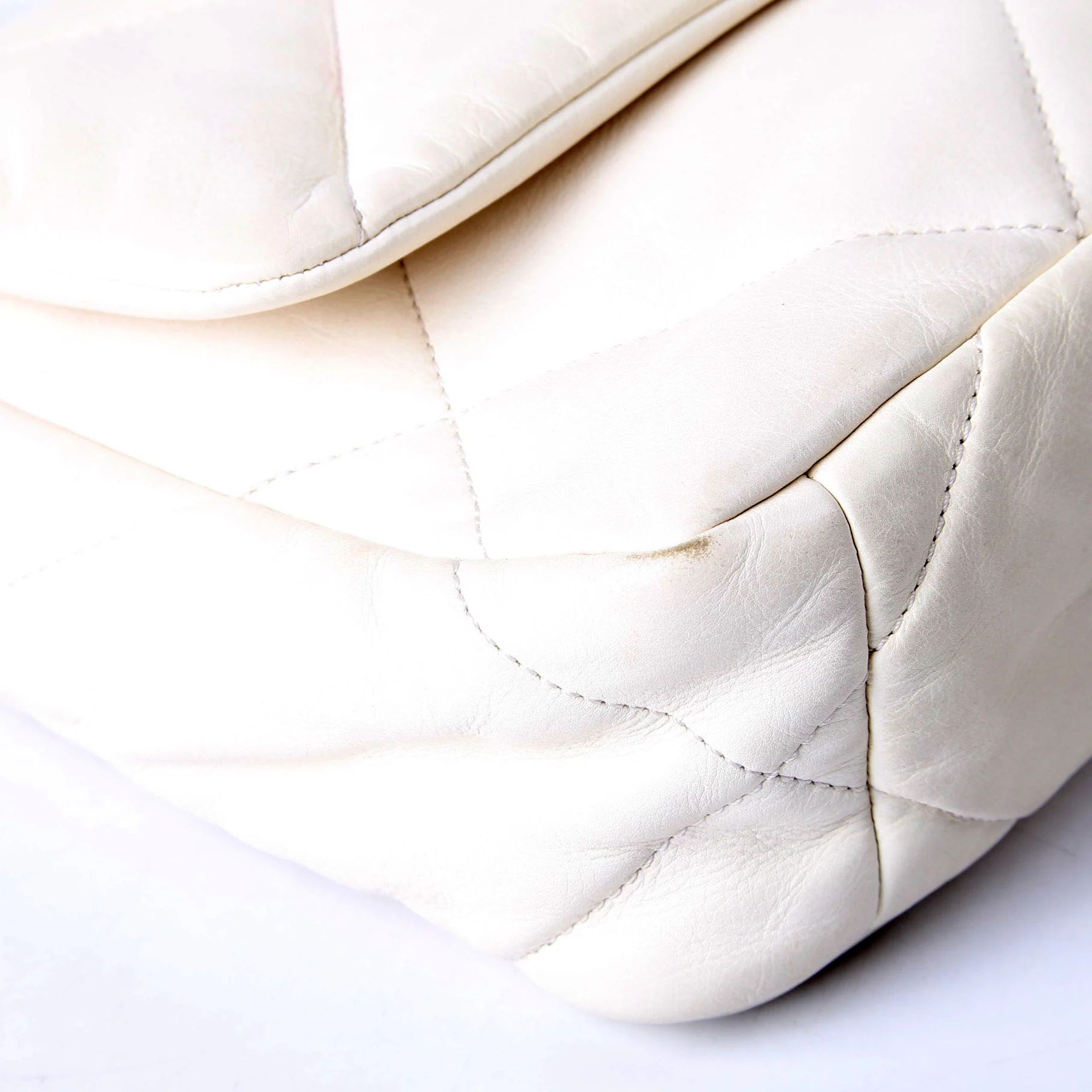 Quilted Lambskin 19 Small Flap RFID White - Image 4