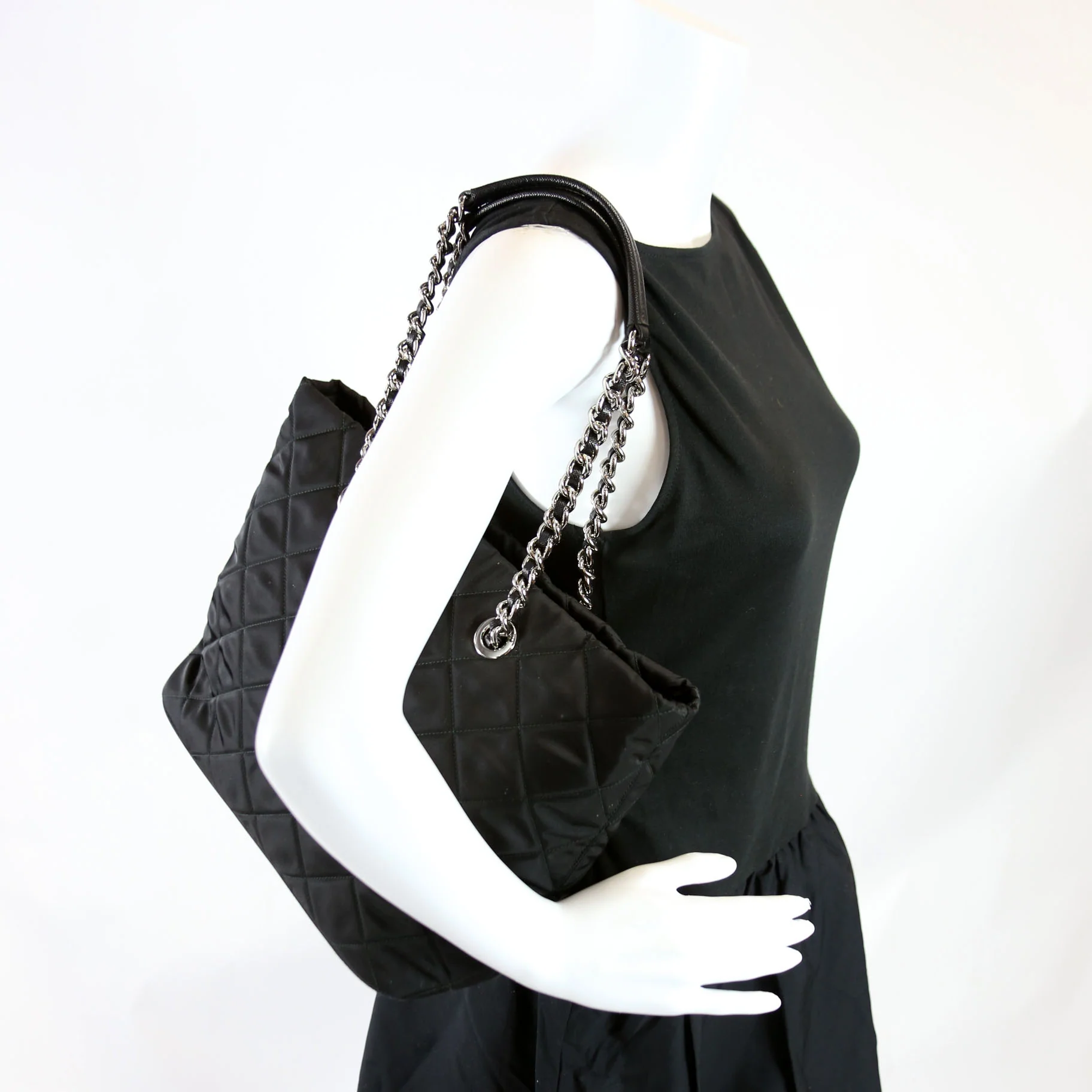 Quilted Nylon Catena Chain Shoulder Bag Black - Image 13