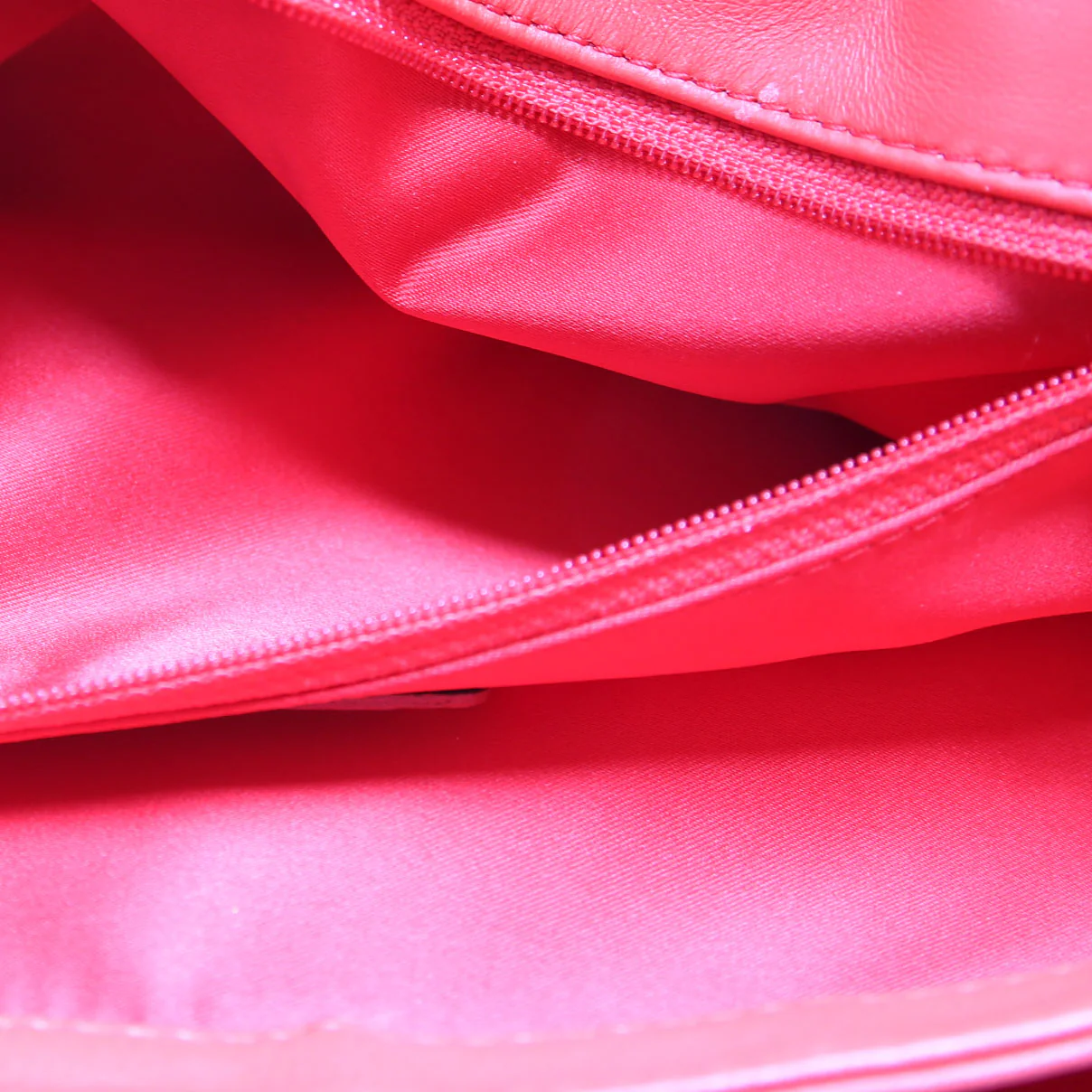 Quilted Ultimate Stitch Single Flap 14M Red - Image 11