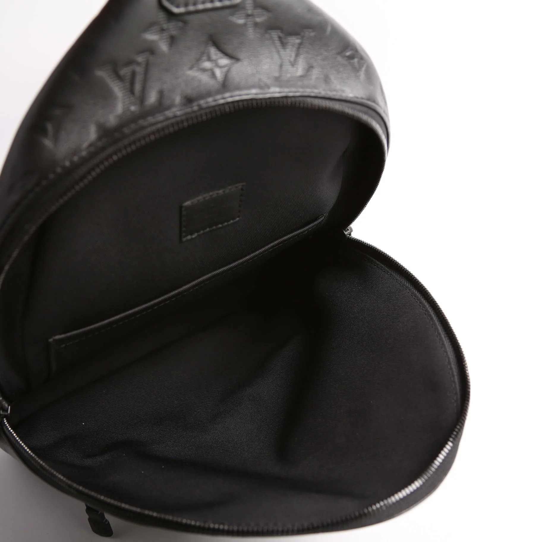 Racer Sling Shadow Monogram Black - Image 9